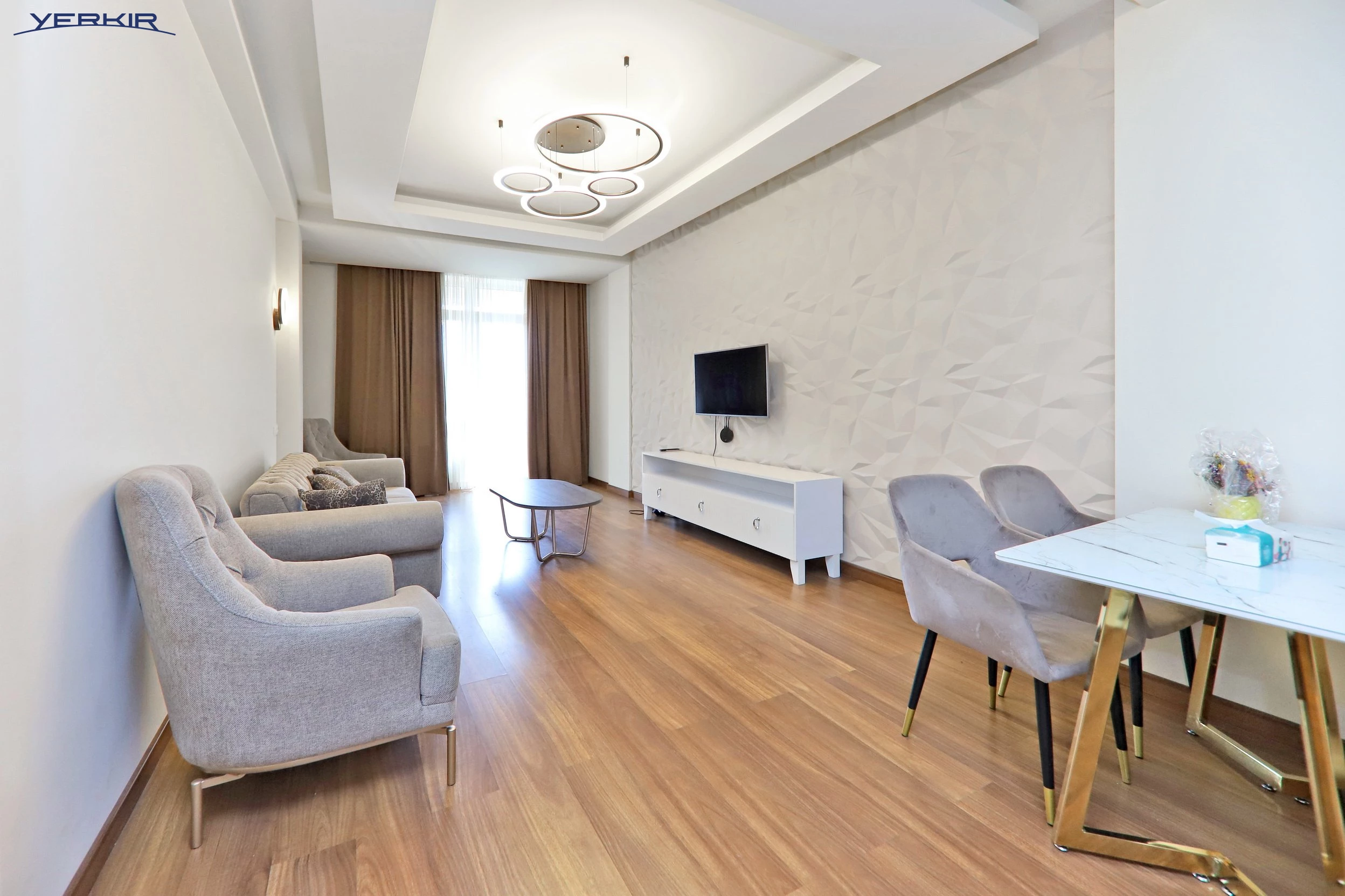 Apartments Code: 9+316653