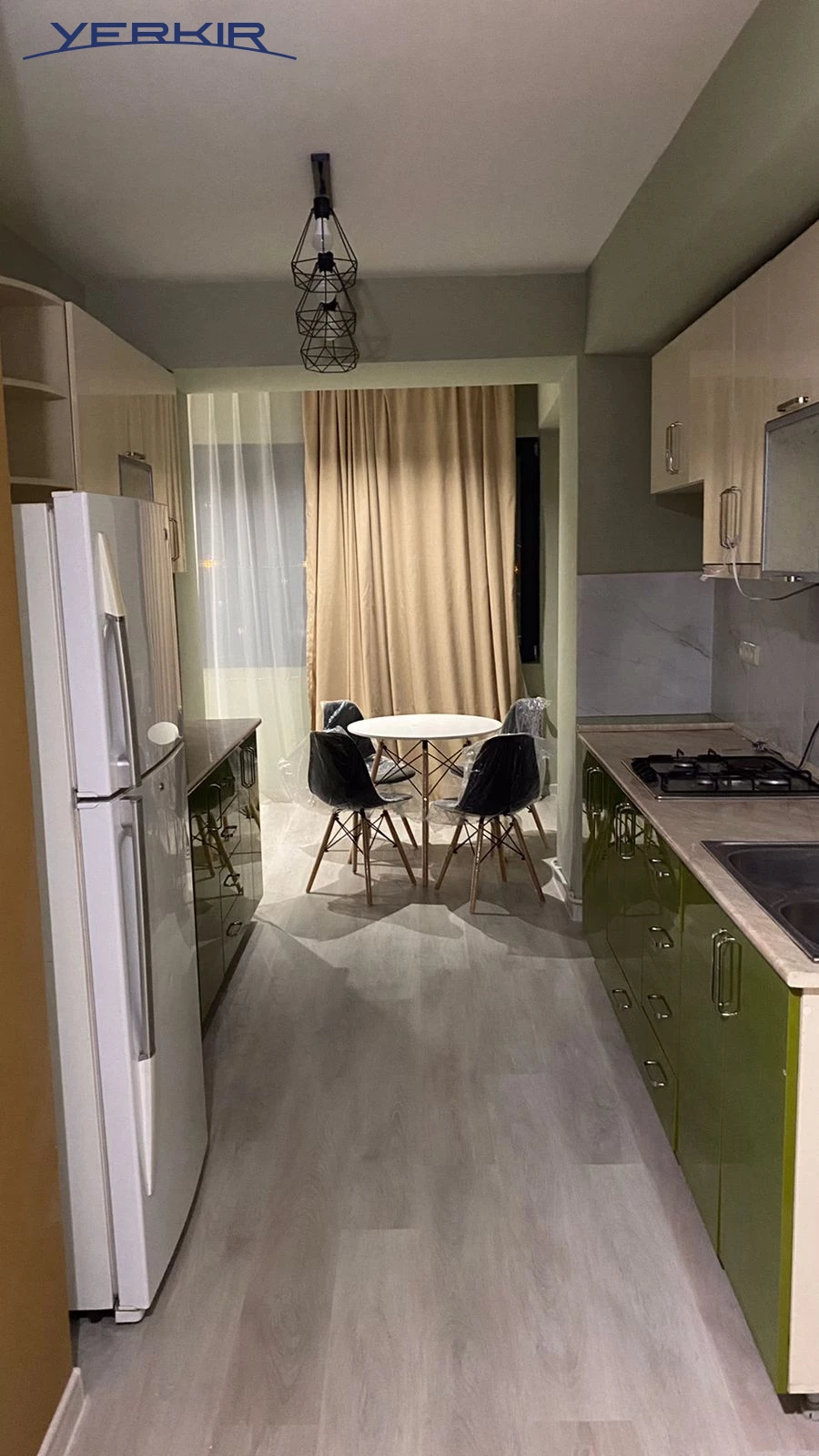 Apartments Code: 9+212294