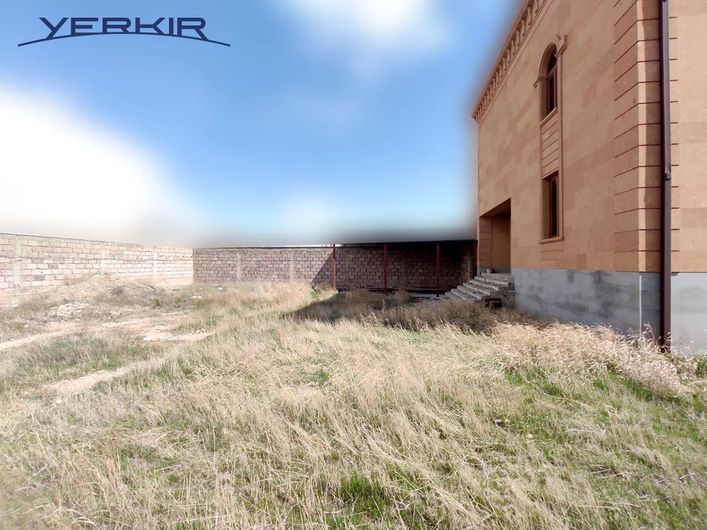 Առանձնատներ Կոդ` 8+509359