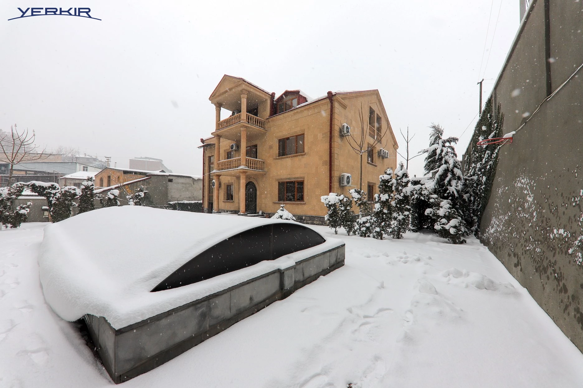 Առանձնատներ Կոդ` 9+515526