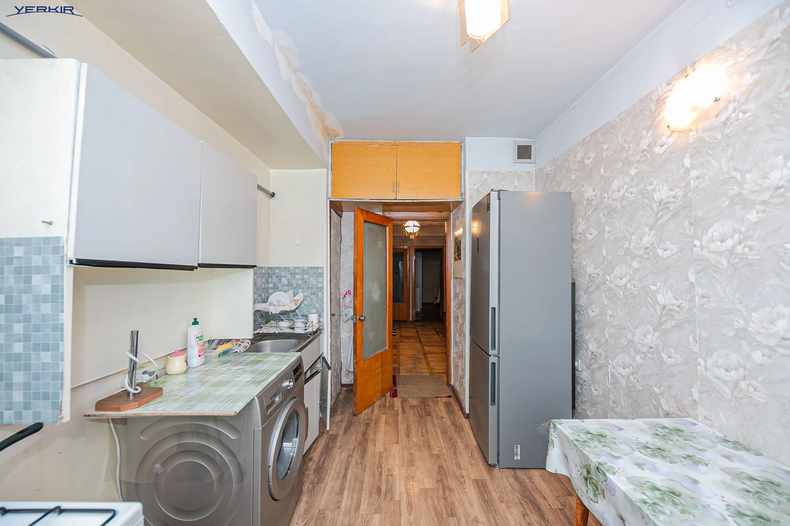 Apartments Code: 9+420195