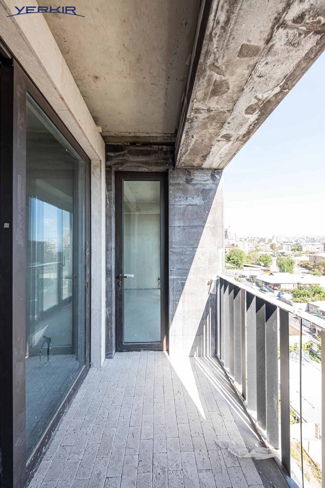 Apartments Code: 5+410523