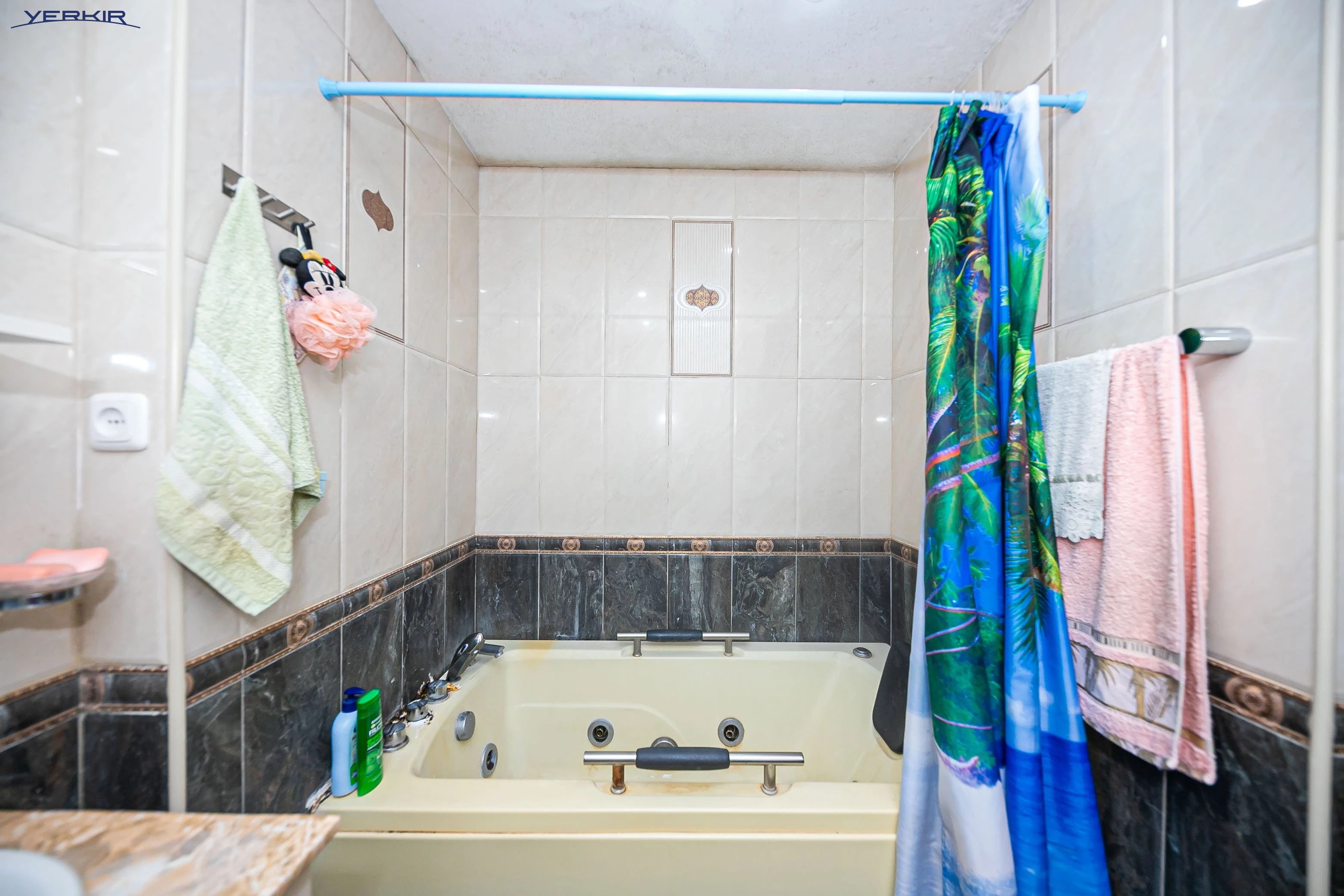 Բնակարաններ Կոդ` 9+4623806