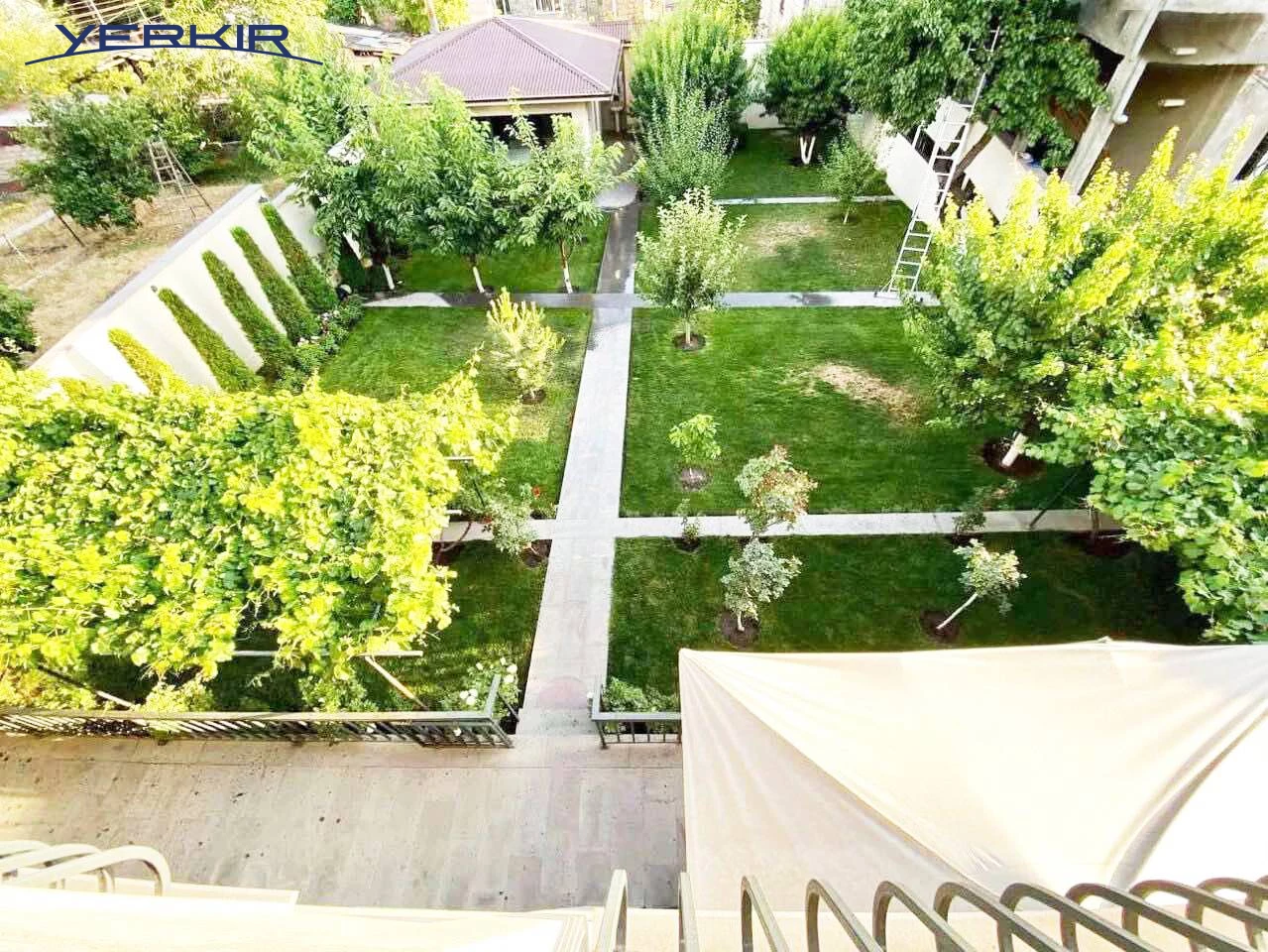 Houses Code: 9+518540