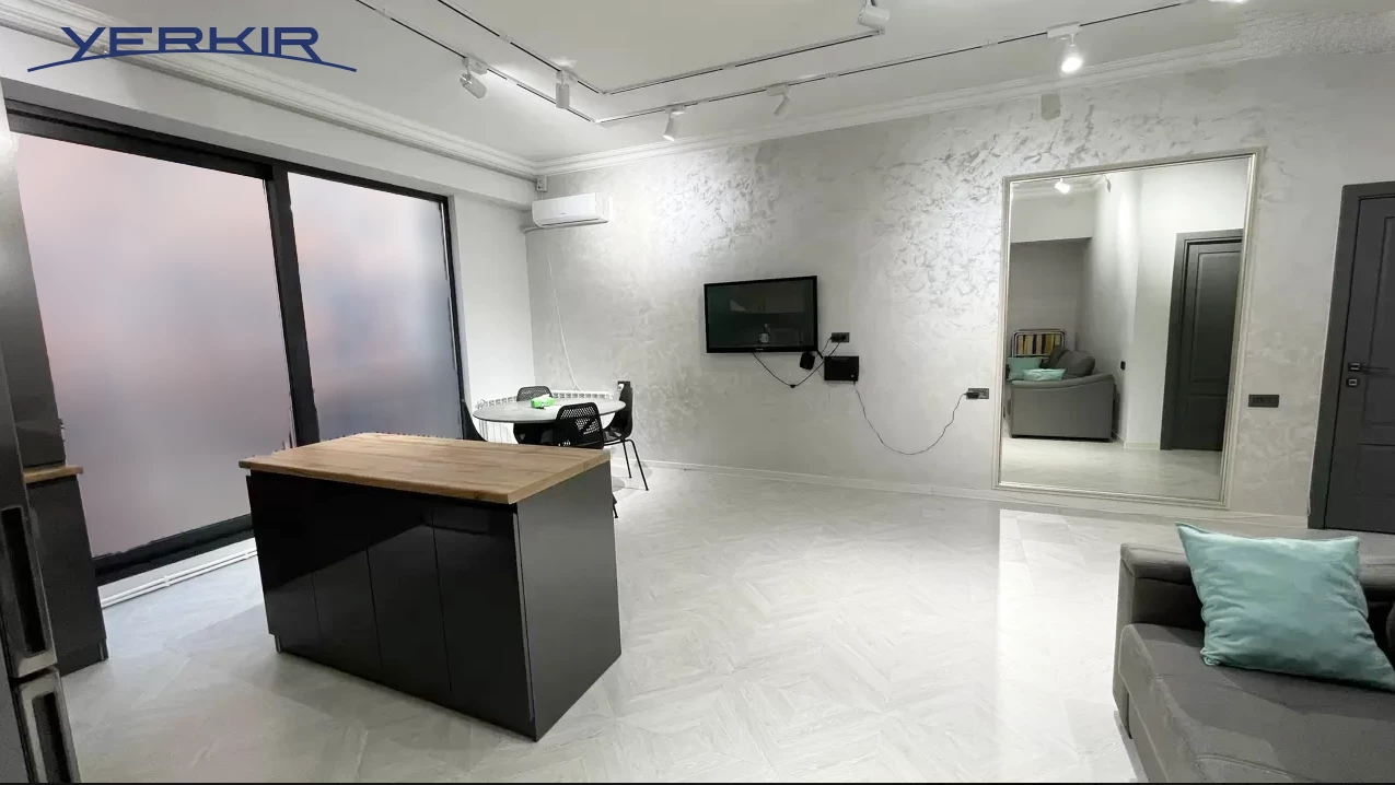 Apartments Code: 10+113935