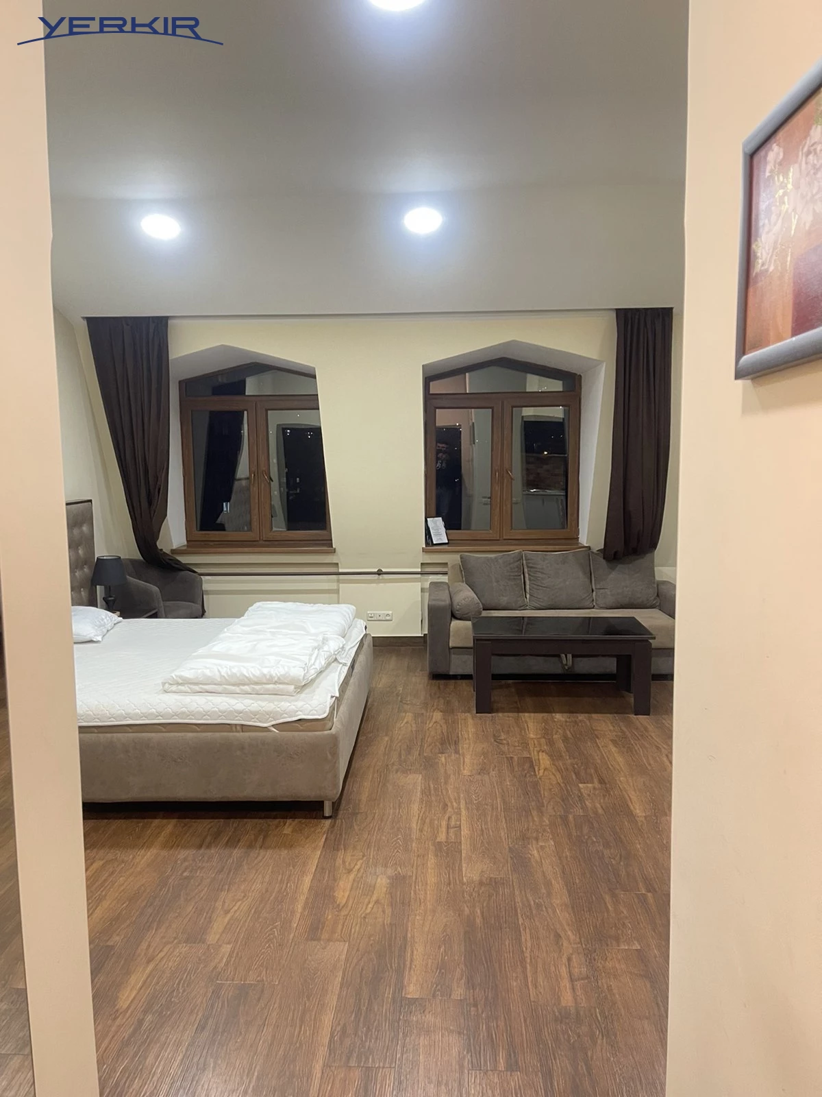 Բնակարաններ Կոդ` 10+113605