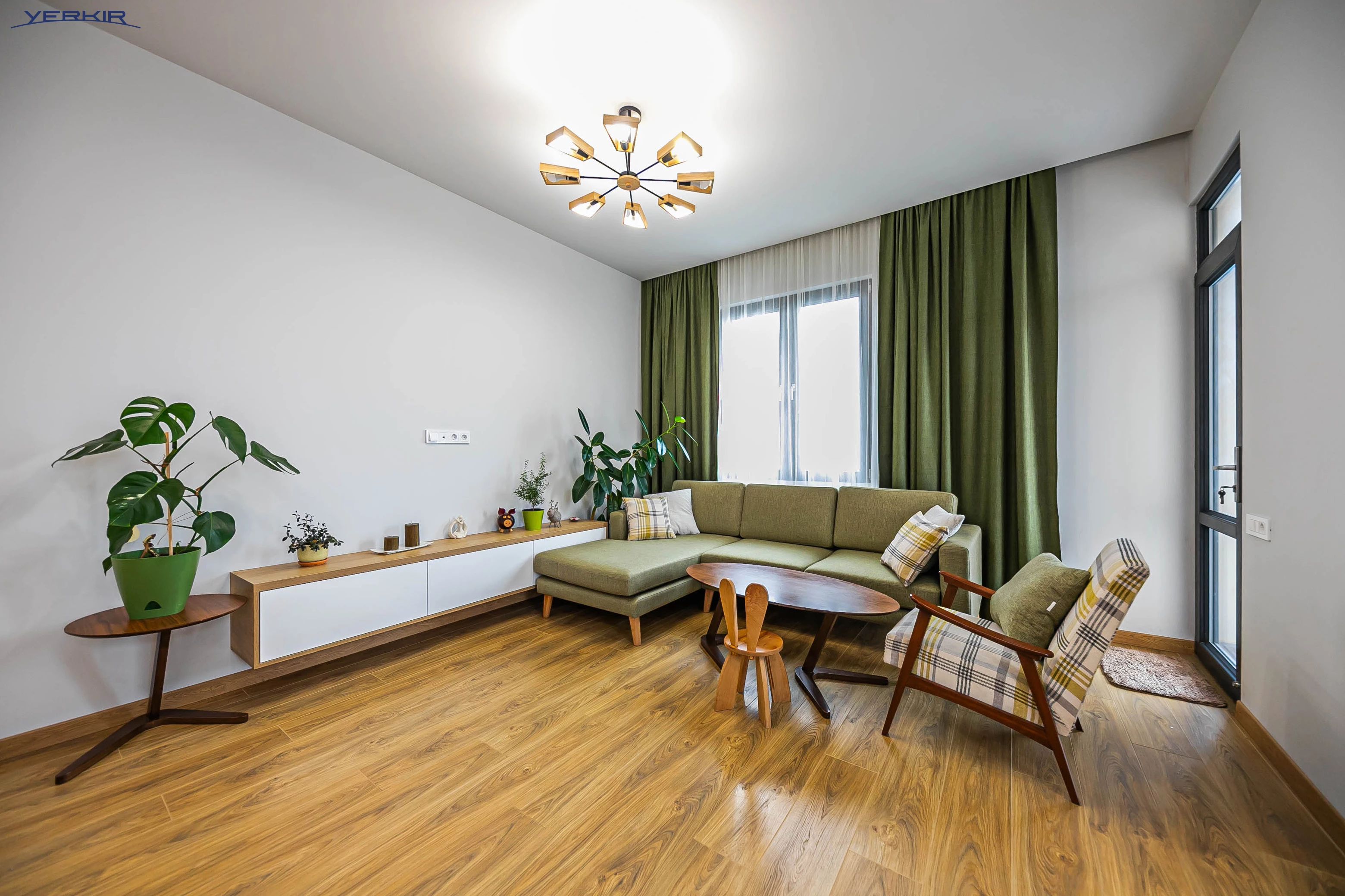 Apartments Code: 5+415188