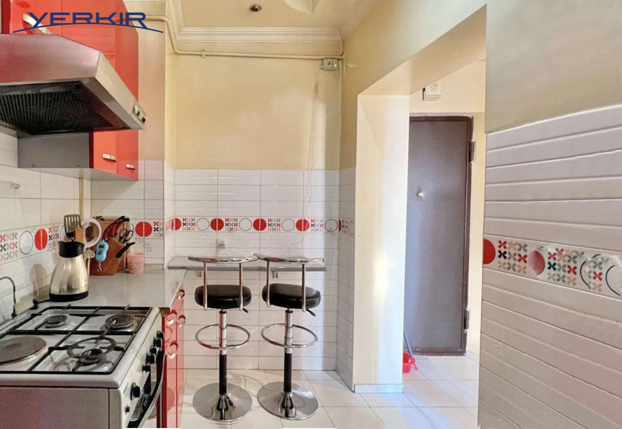 Apartments Code: 4+110515