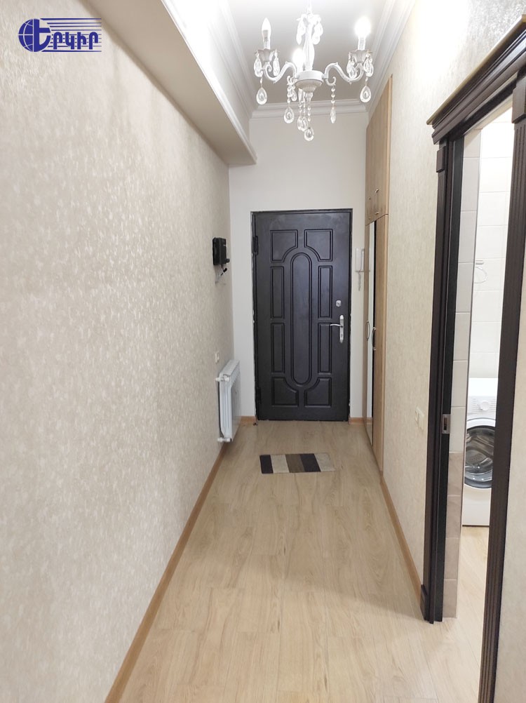 Բնակարաններ Կոդ` 8+21247