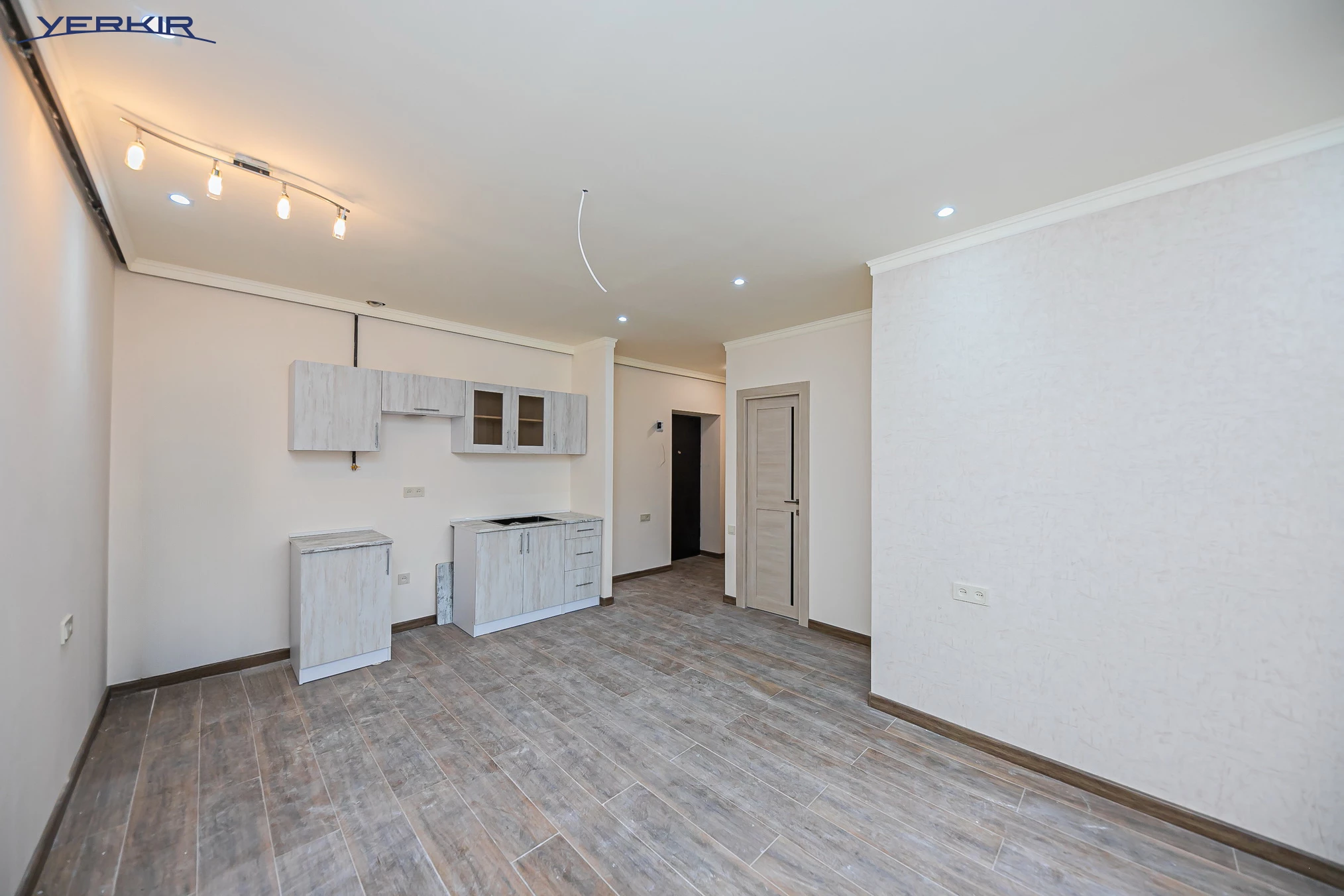 Բնակարաններ Կոդ` 1+219040