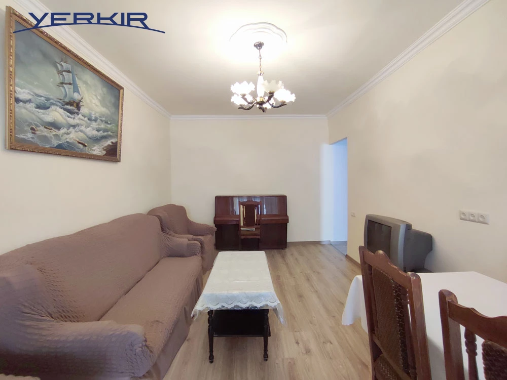 Apartments Code: 8+107108