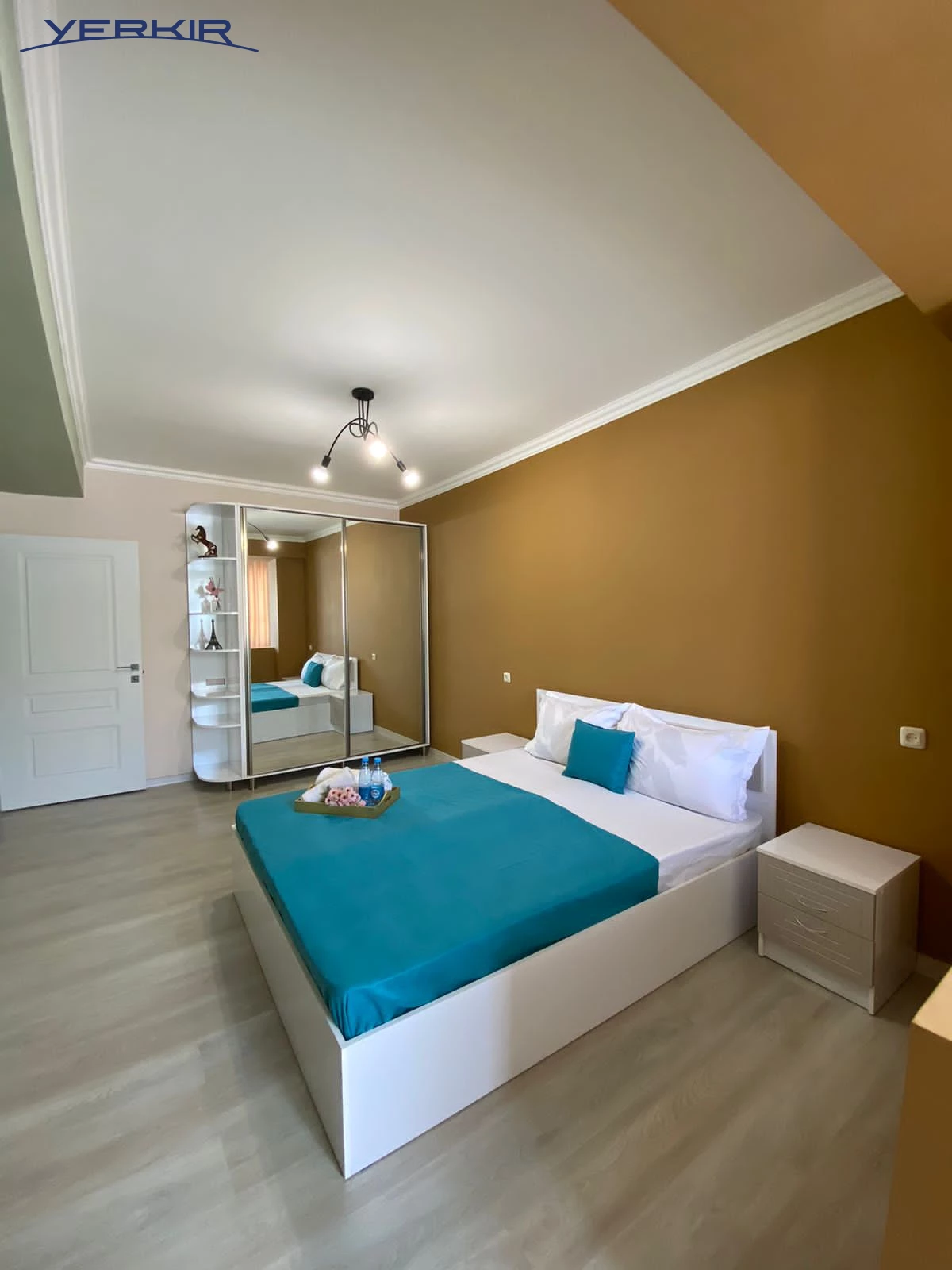 Apartments Code: 9+212294