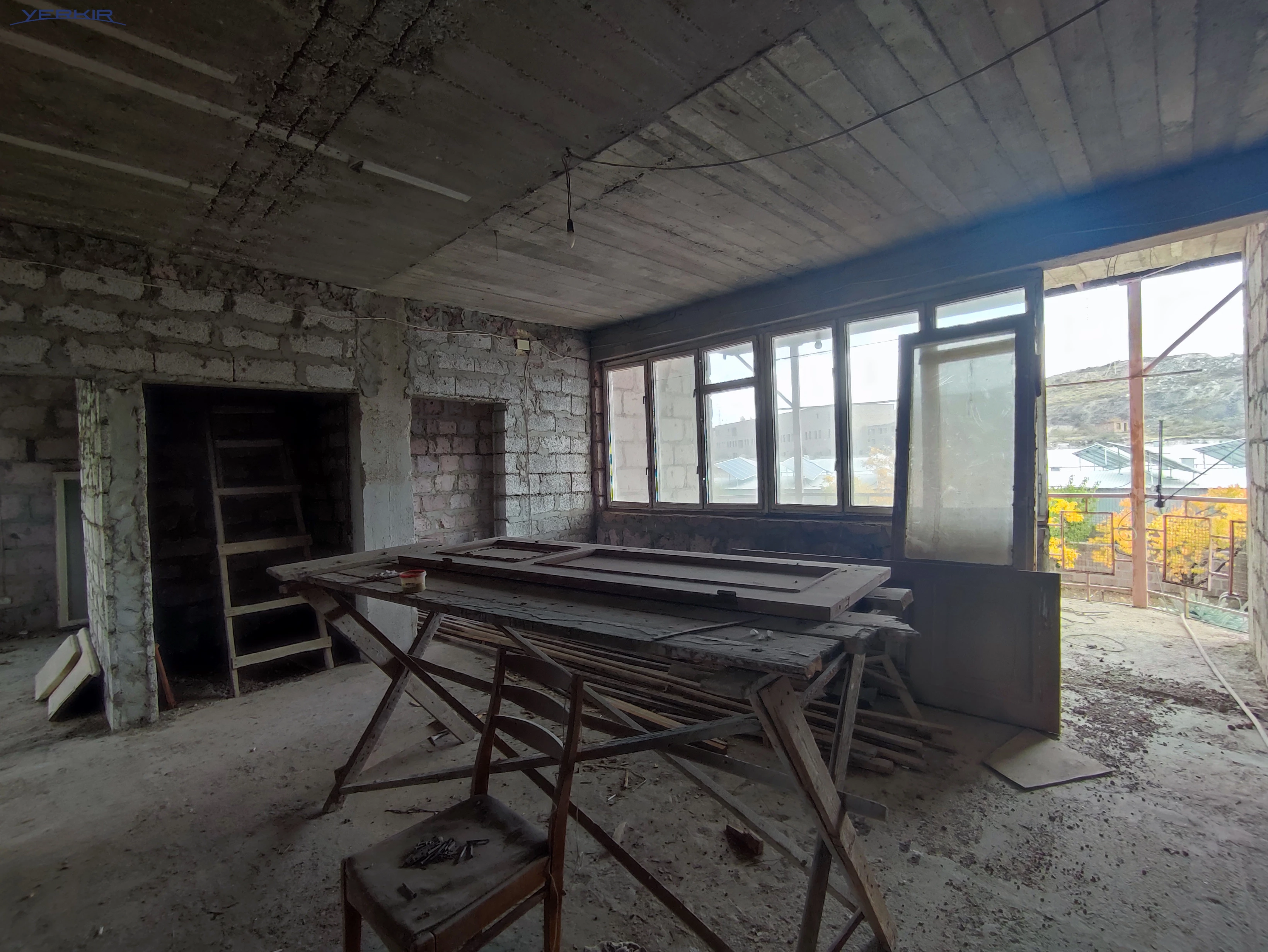 Houses Code: 9+513648