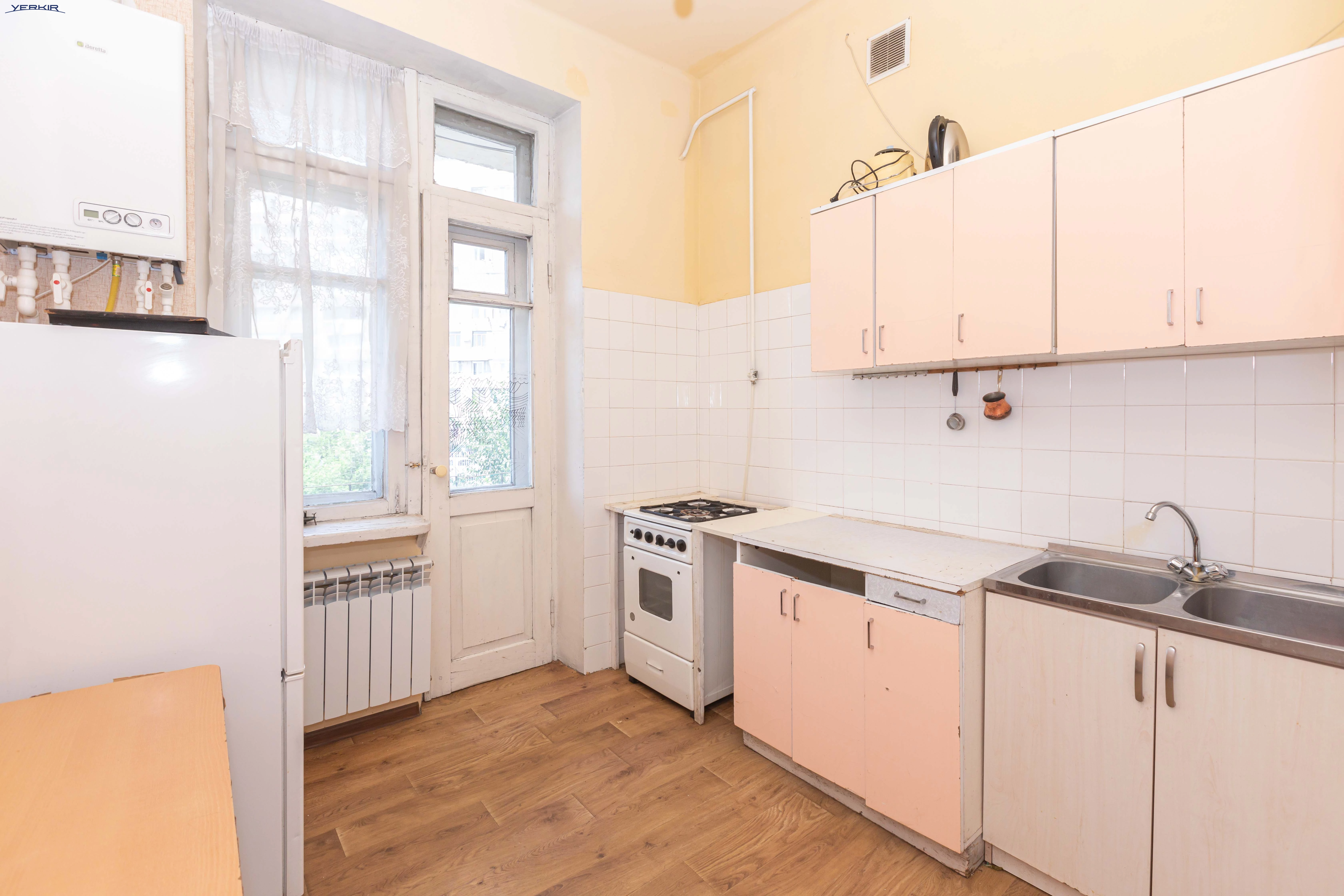 Բնակարաններ Կոդ` 3+219283