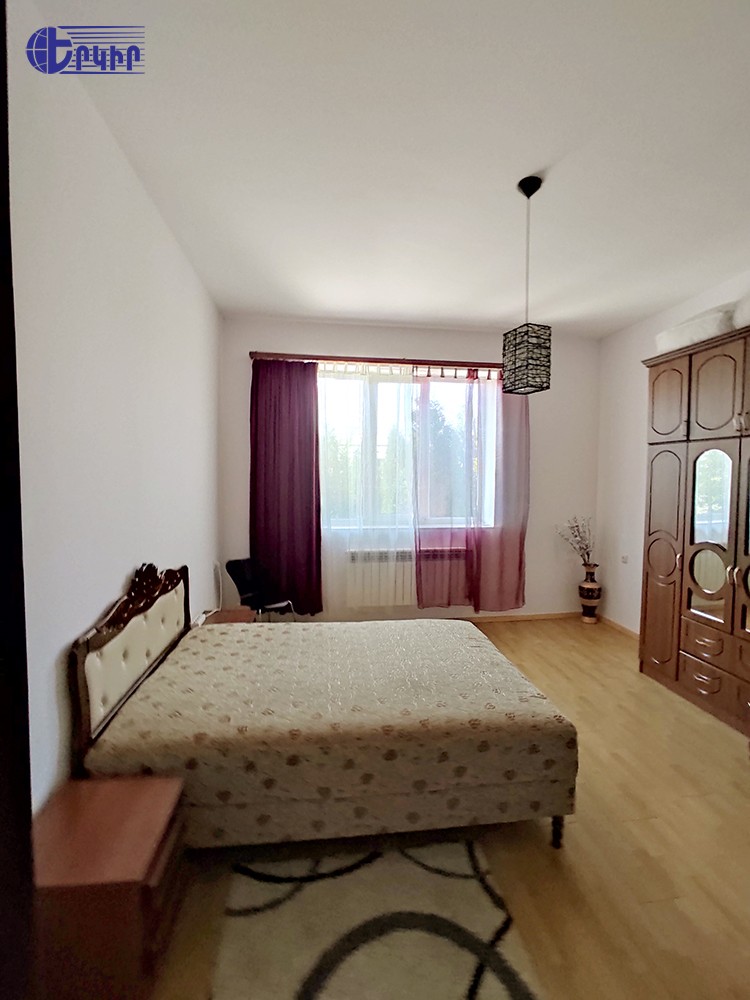 Առանձնատներ Կոդ` 8+50805