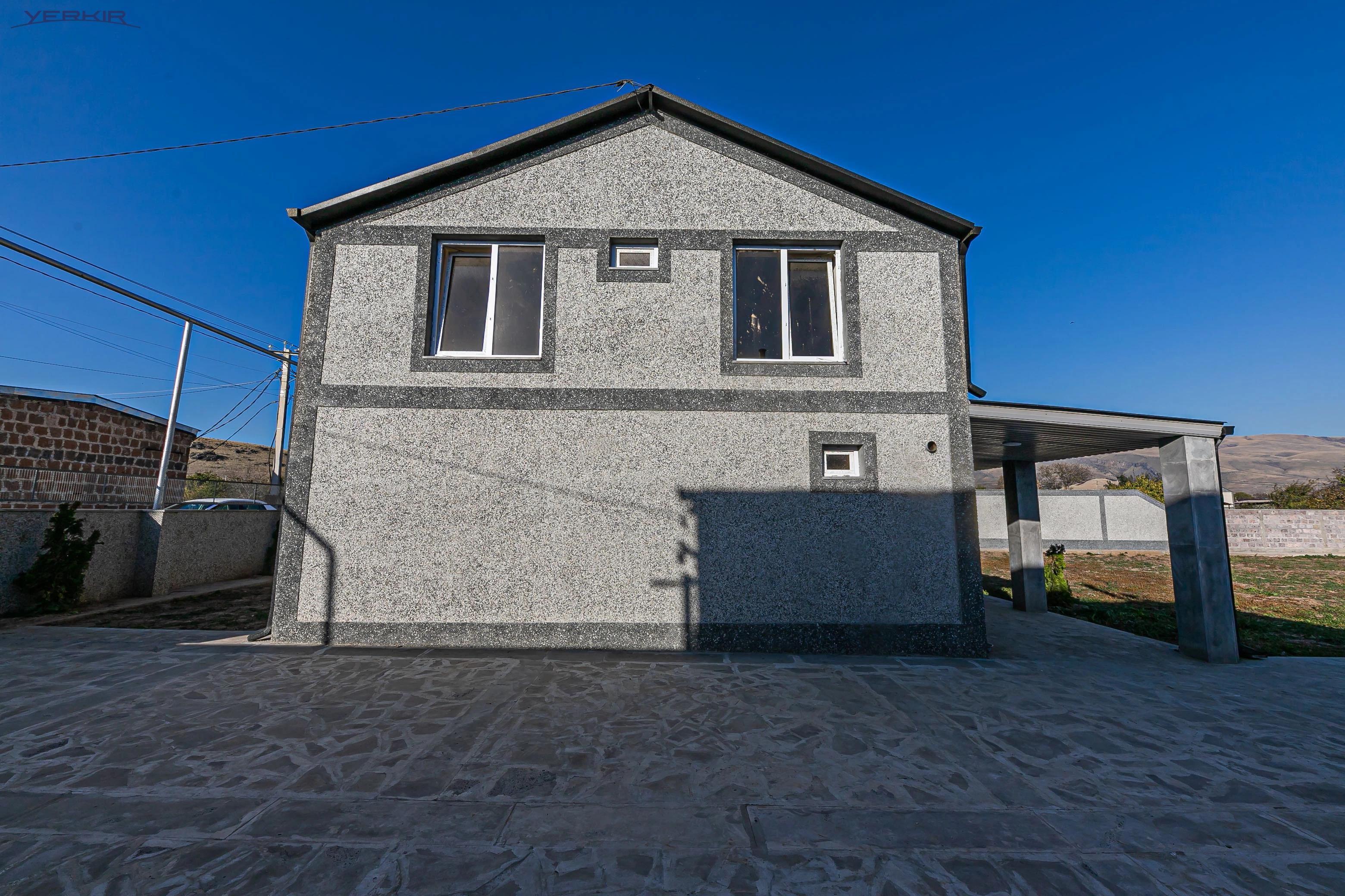 Houses Code: 10+520737