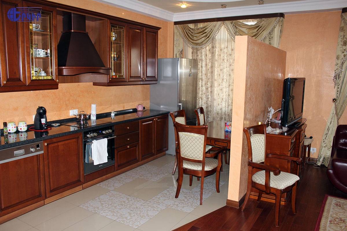 Բնակարաններ Կոդ` 10+30613