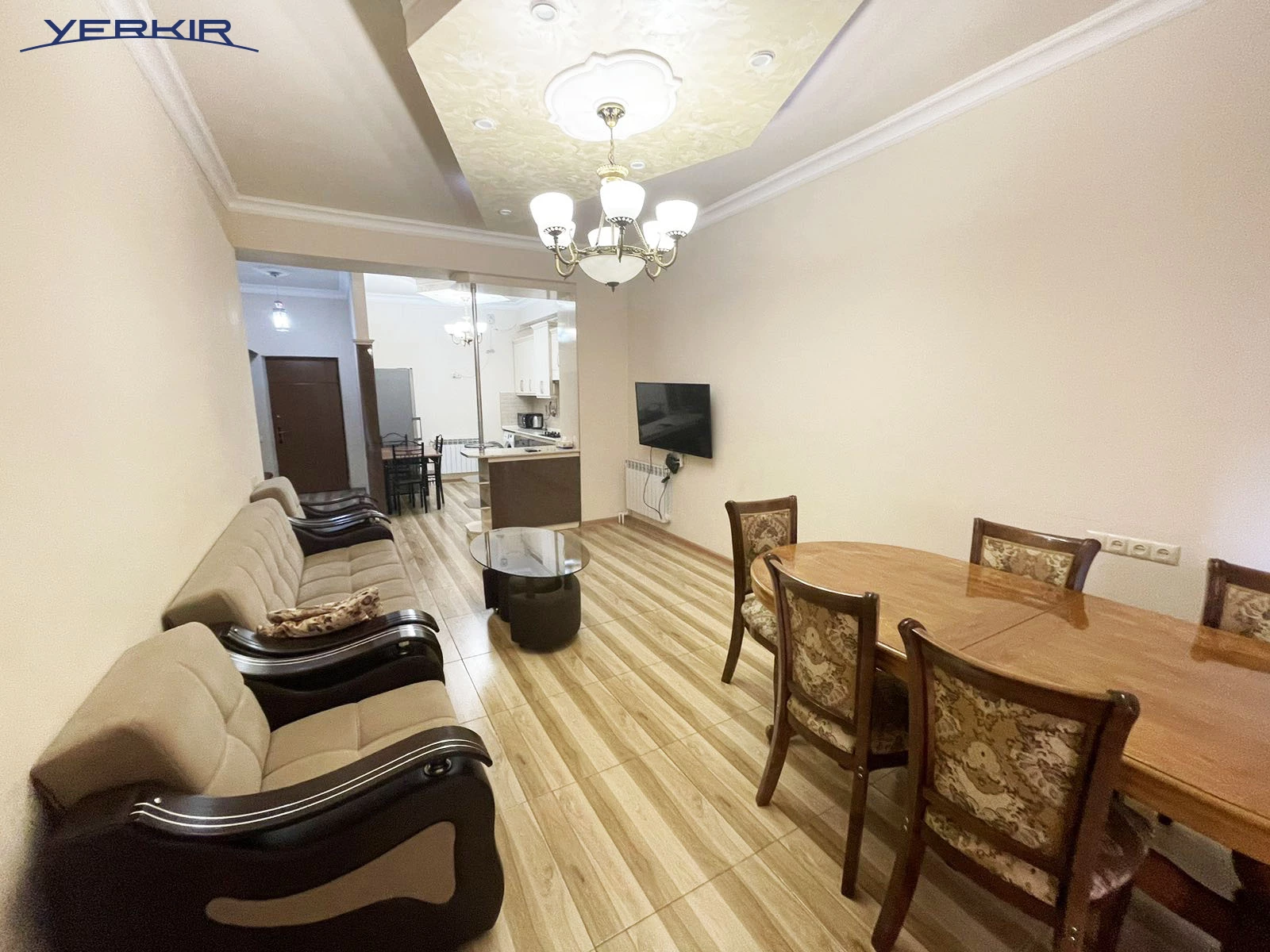 Apartments Code: 5+314002