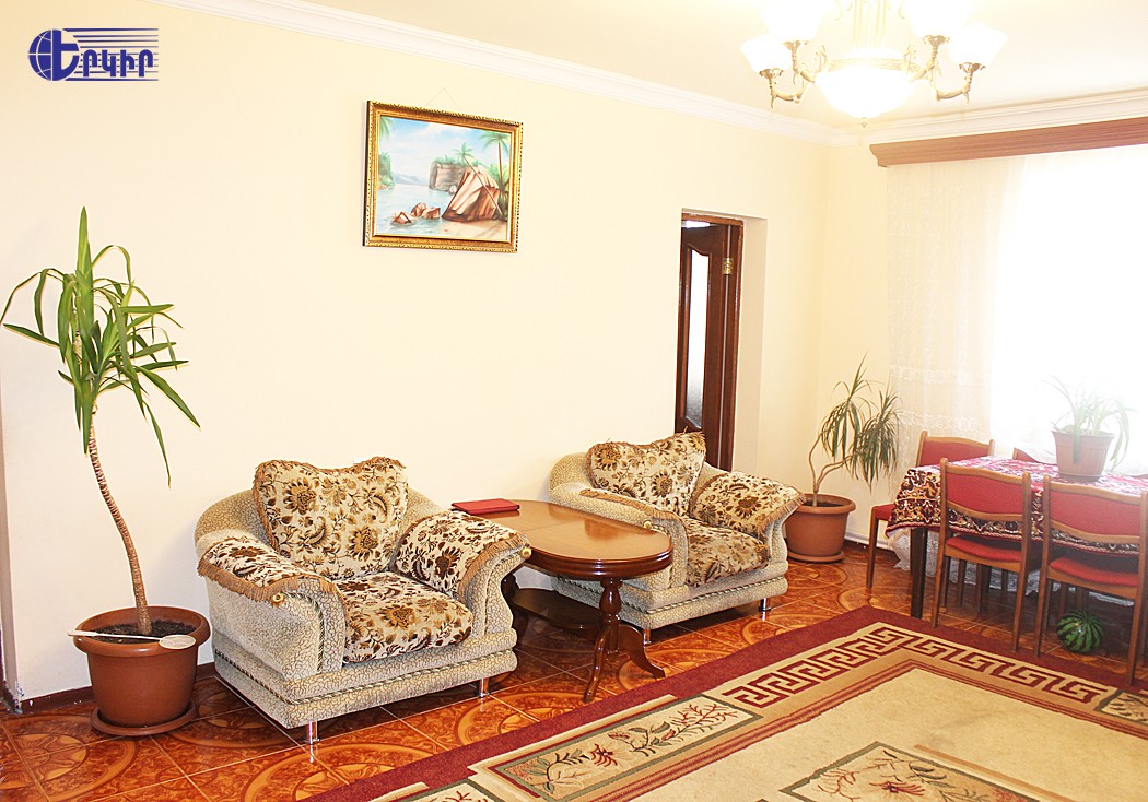 Առանձնատներ Կոդ` 10+50254