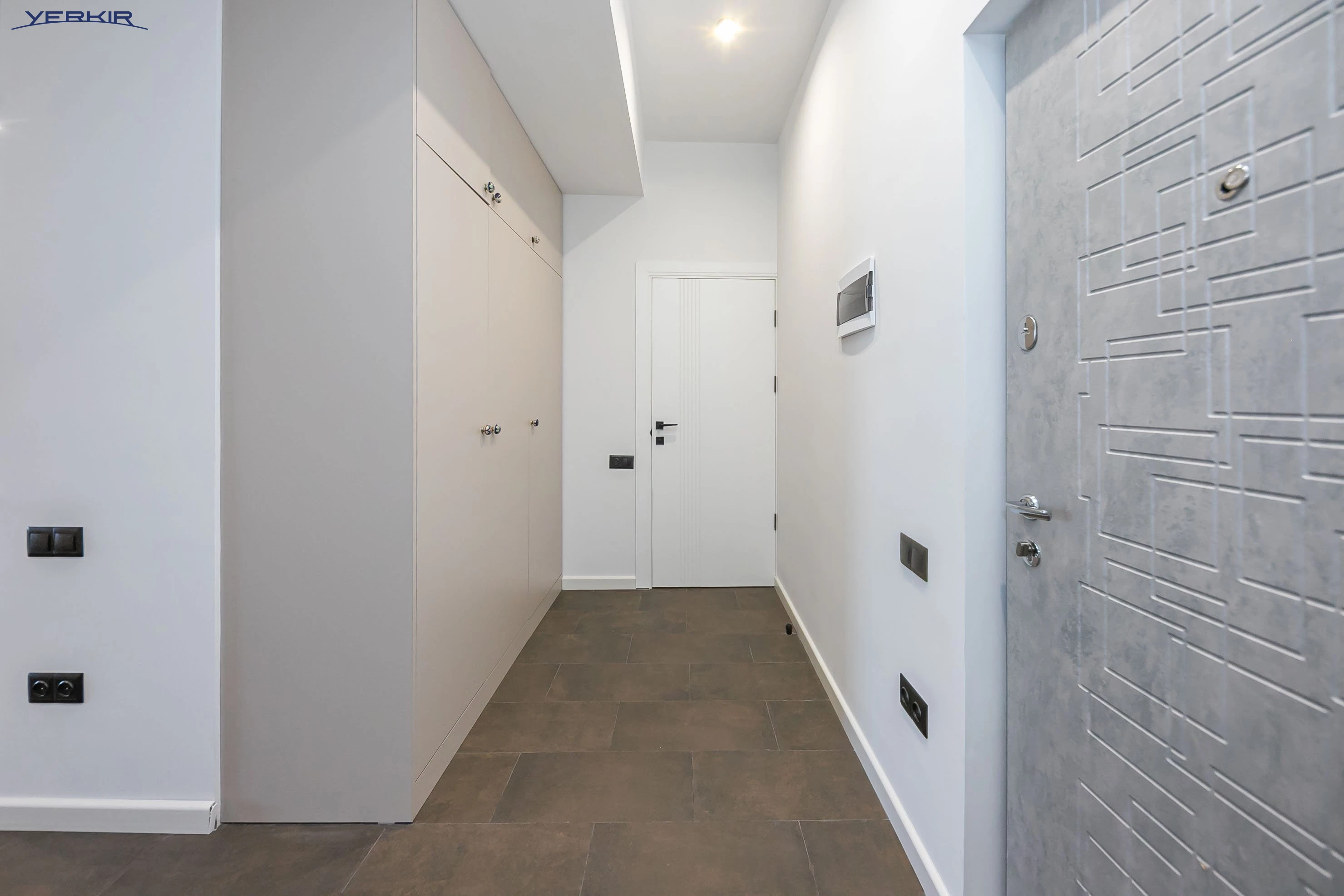 Apartments Code: 9+121007