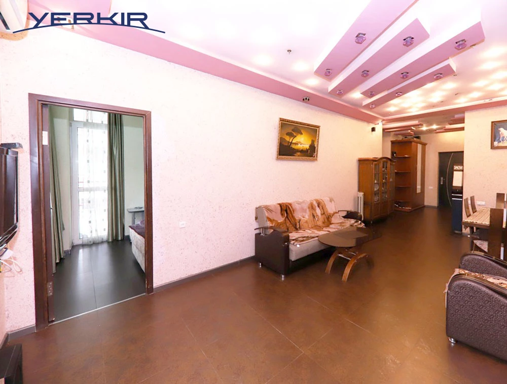 Apartments Code: 10+309014