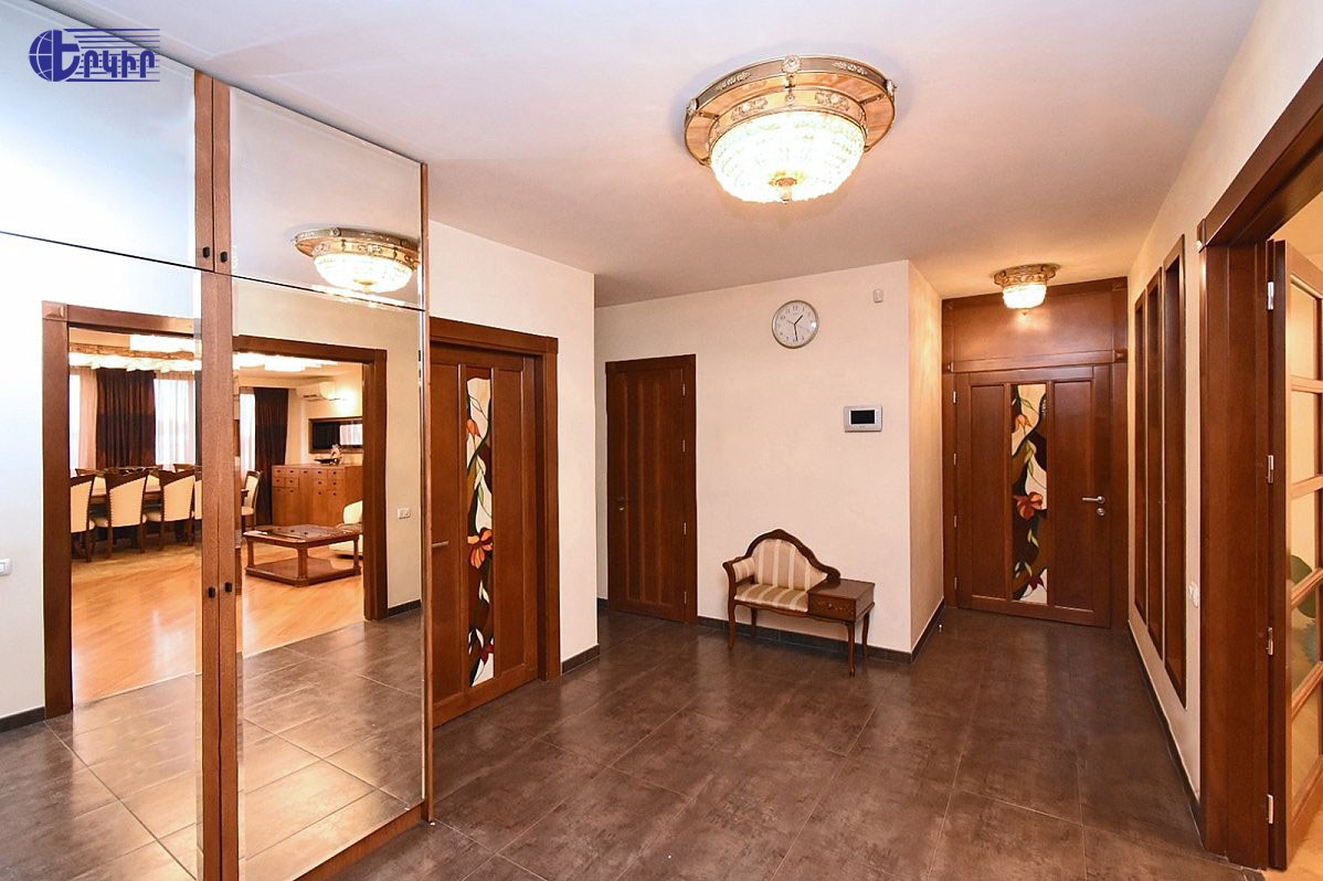 Квартиры Код 5+80354