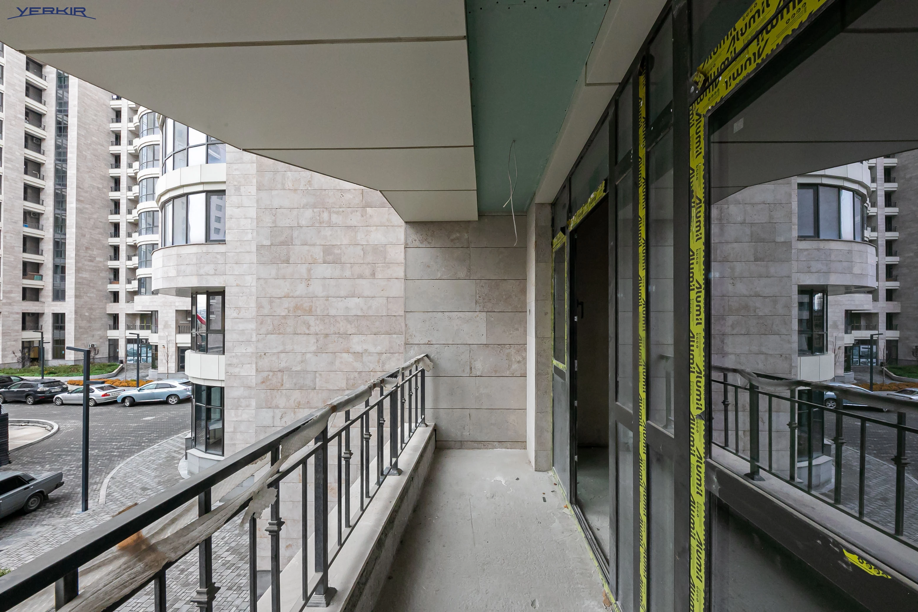 Apartments Code: 5+321313