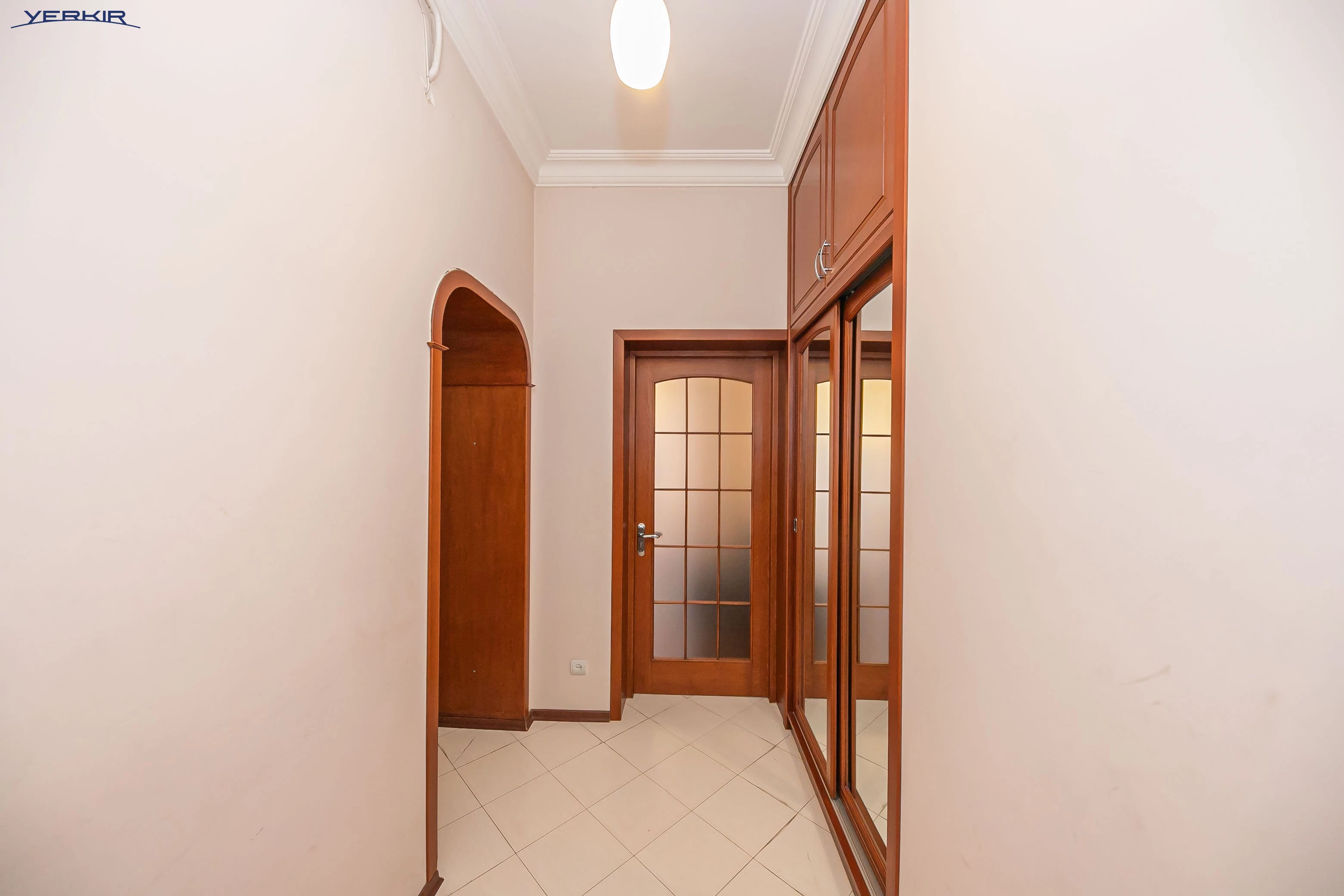 Բնակարաններ Կոդ` 2+216172