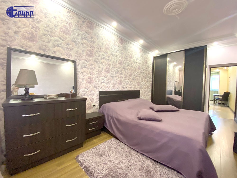 Apartments Code: 5+200211