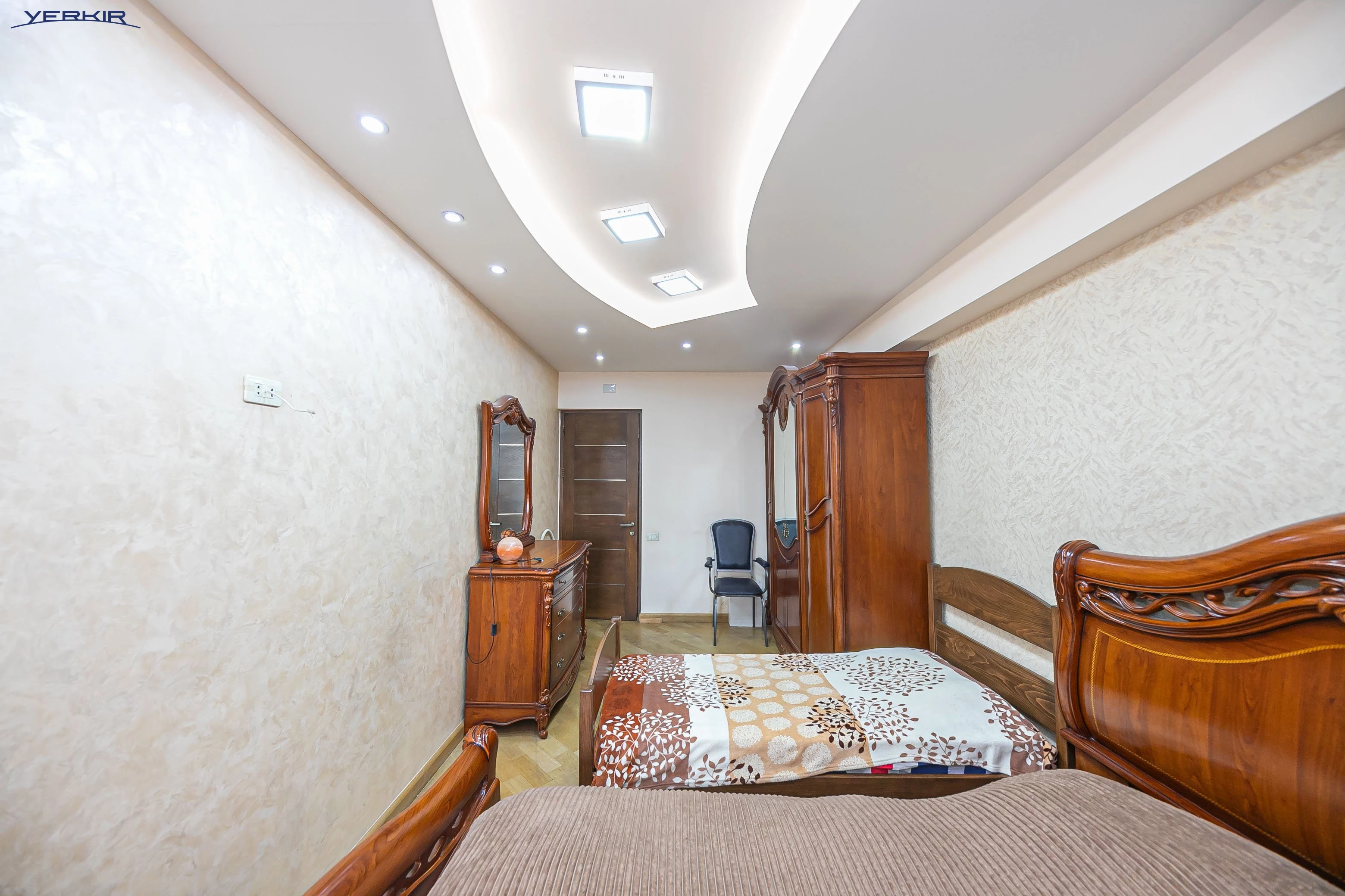 Բնակարաններ Կոդ` 9+4623806