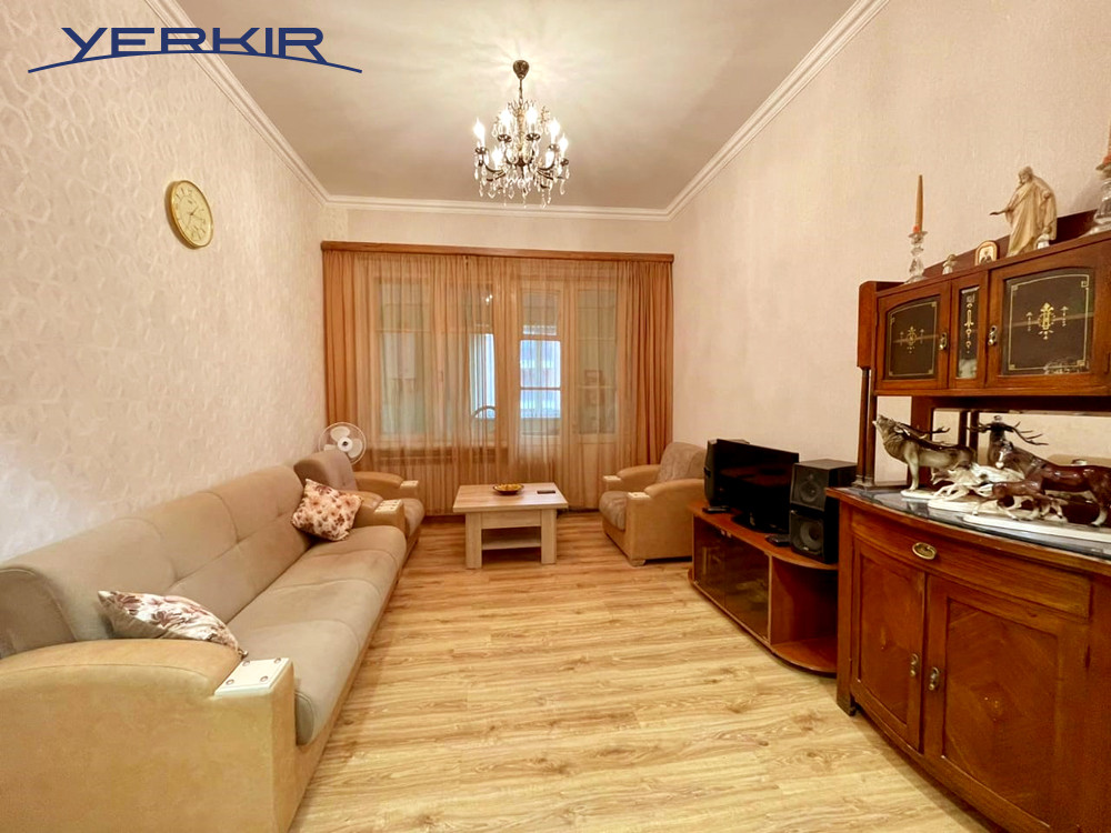 Apartments Code: 10+204508