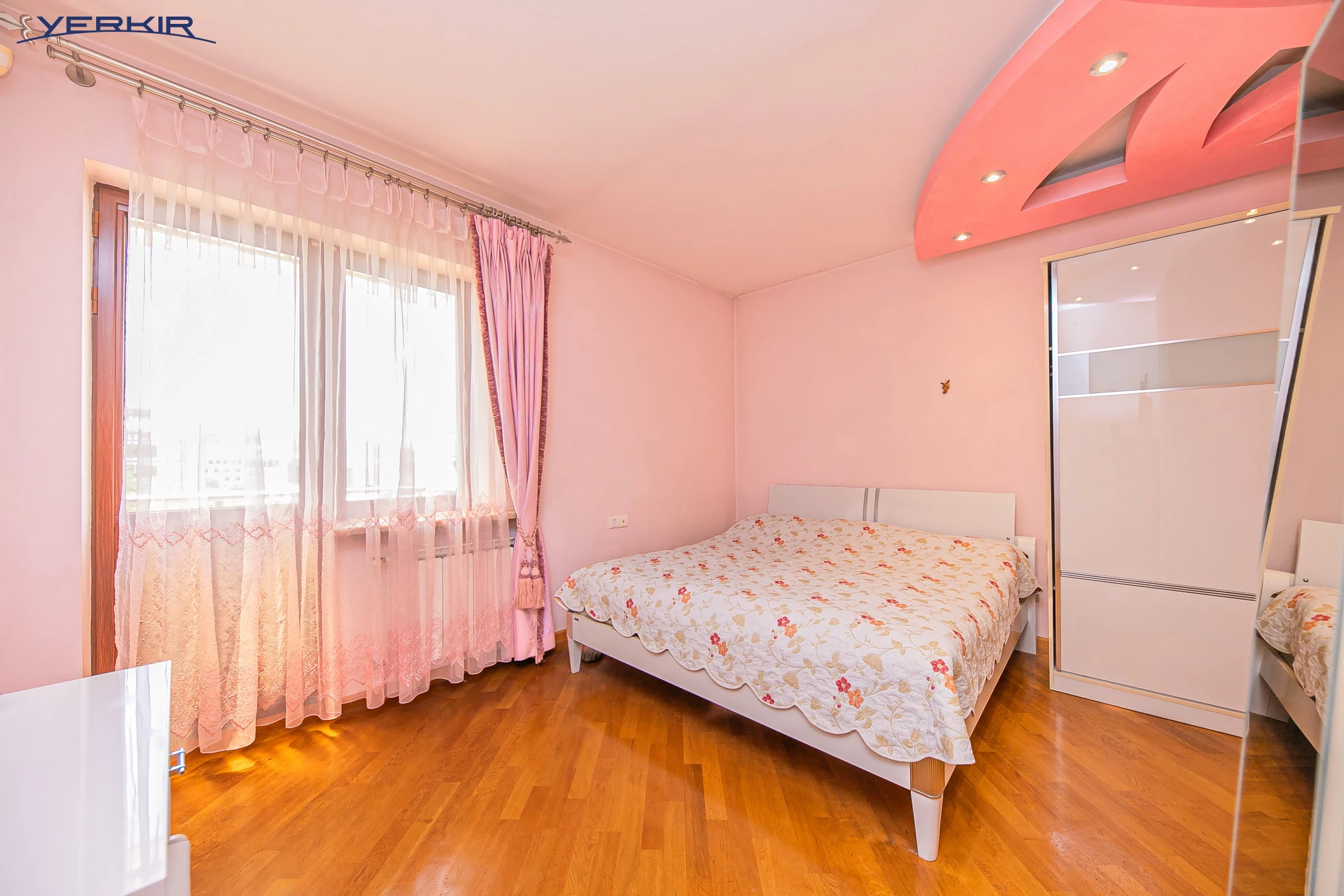 Apartments Code: 10+418505