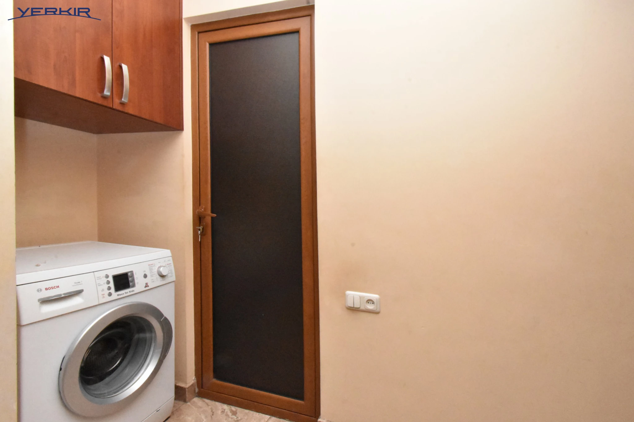 Apartments Code: 5+220703