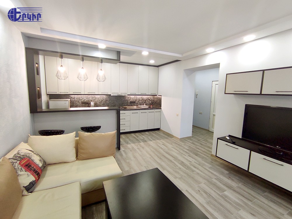 Apartments Code: 5+22196