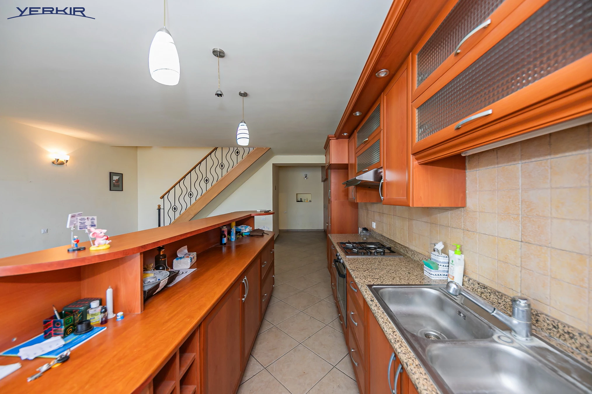 Բնակարաններ Կոդ` 5+819431