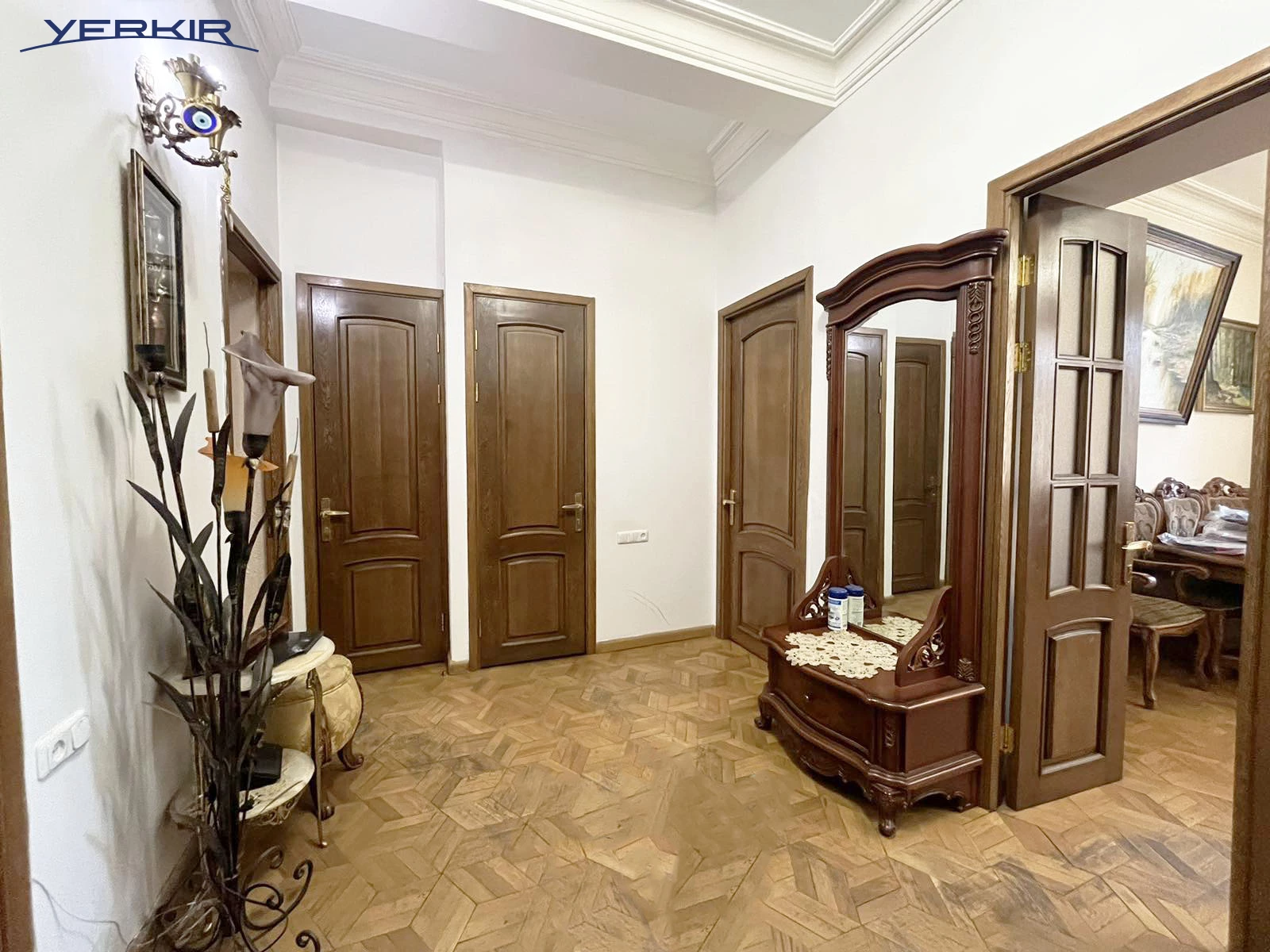 Բնակարաններ Կոդ` 2+315211