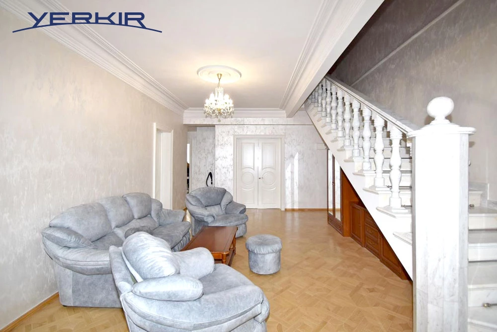 Apartments Code: 9+809035