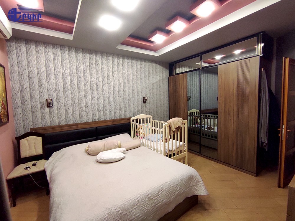 Բնակարաններ Կոդ` 10+300037