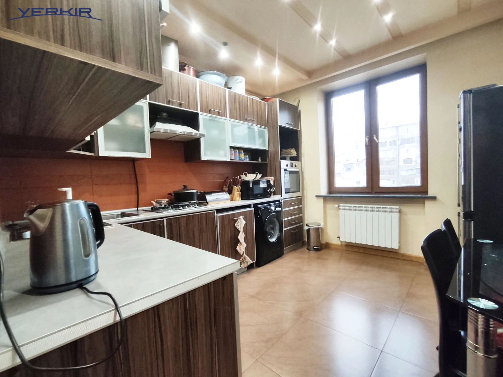 Apartments Code: 9+314702