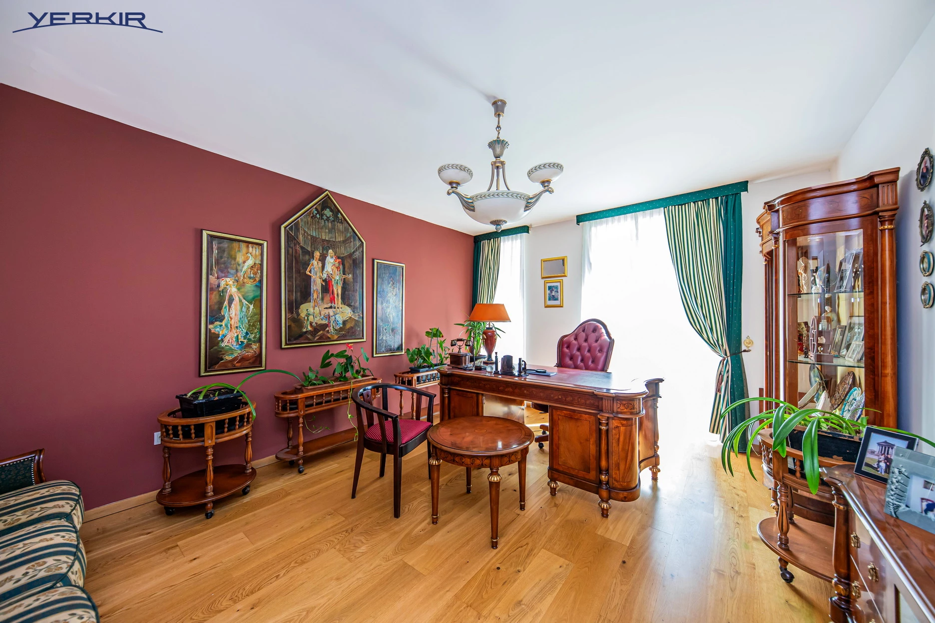 Apartments Code: 10+414072