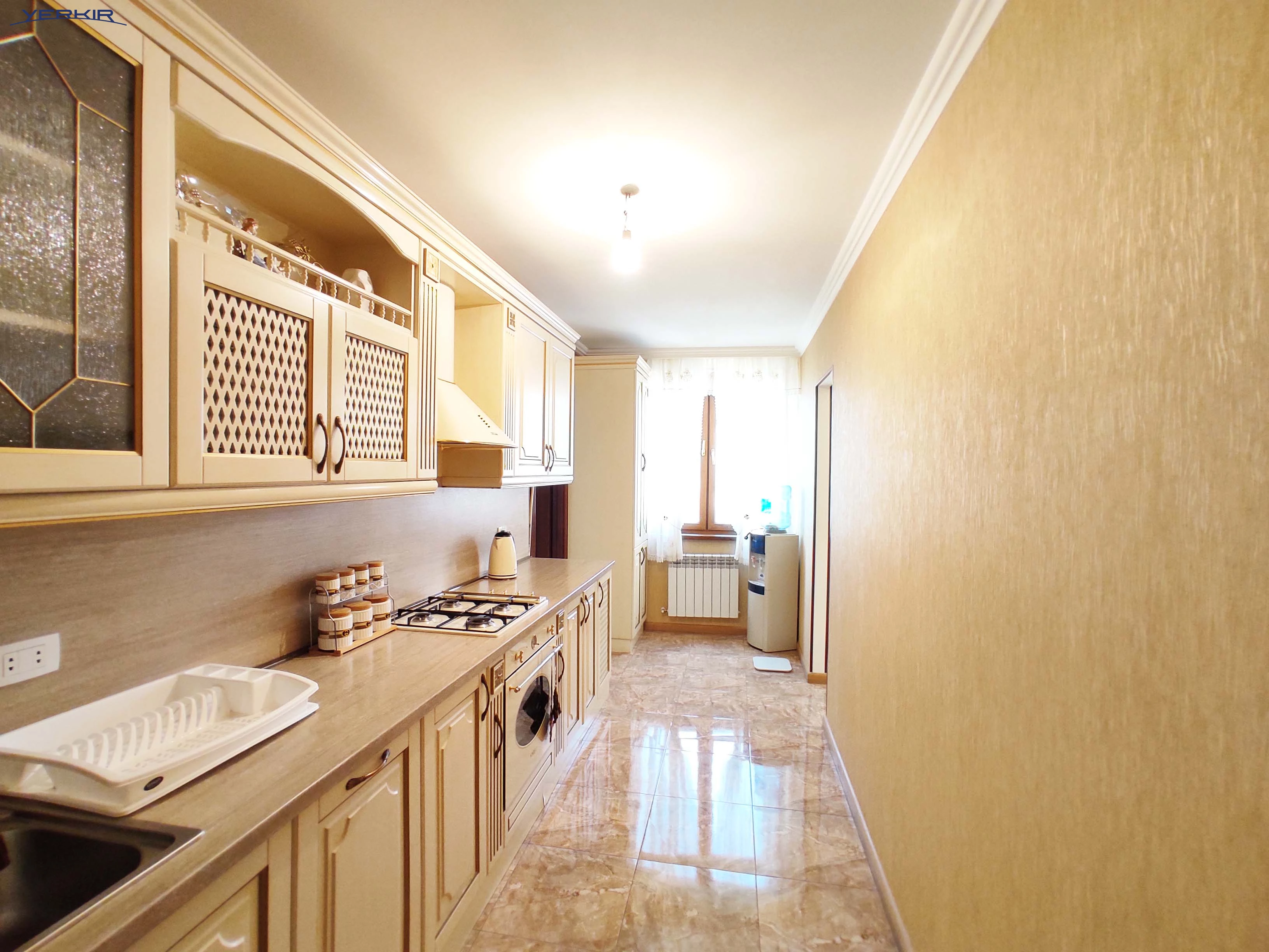 Apartments Code: 10+317349
