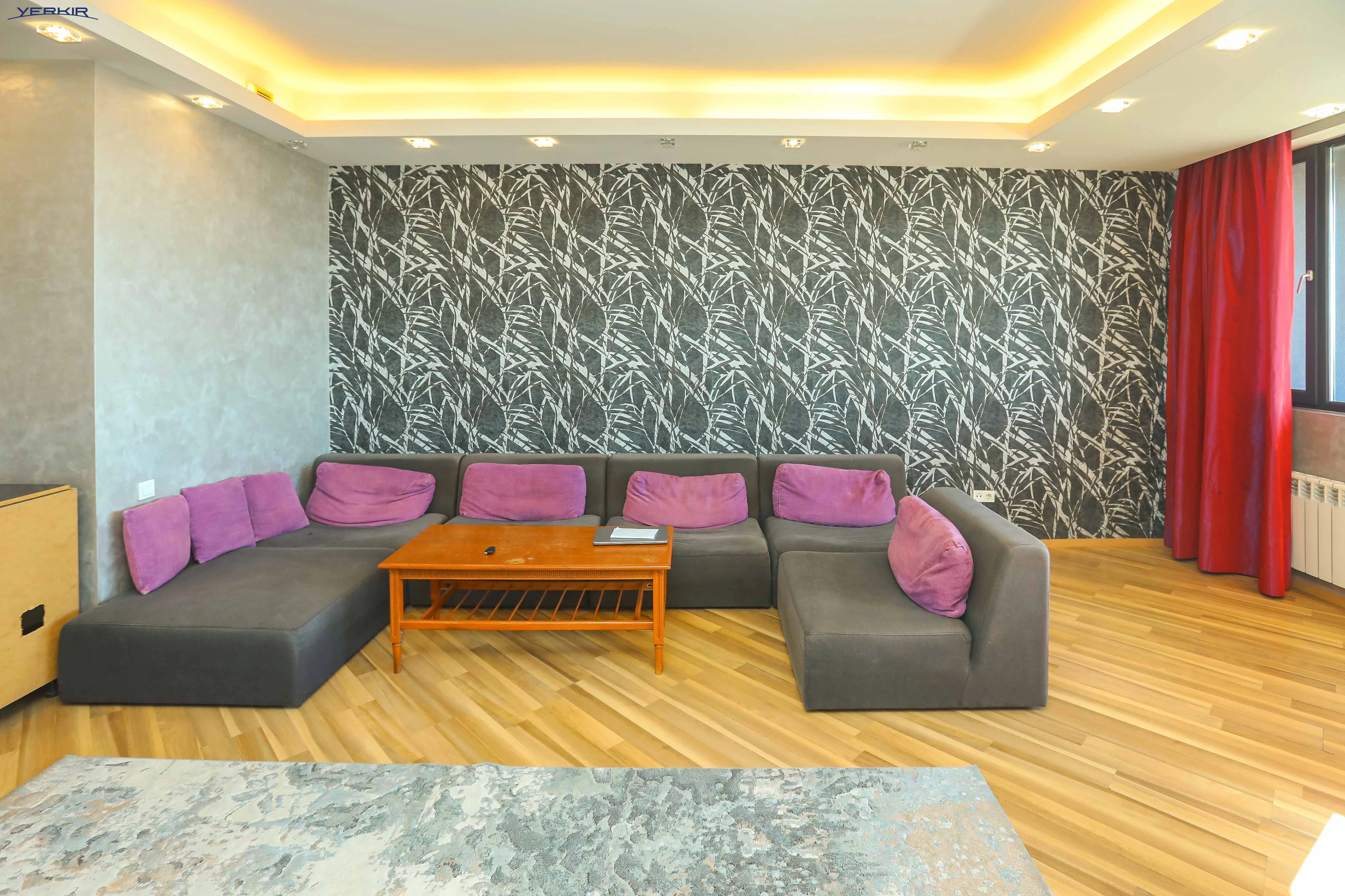 Apartments Code: 10+320880