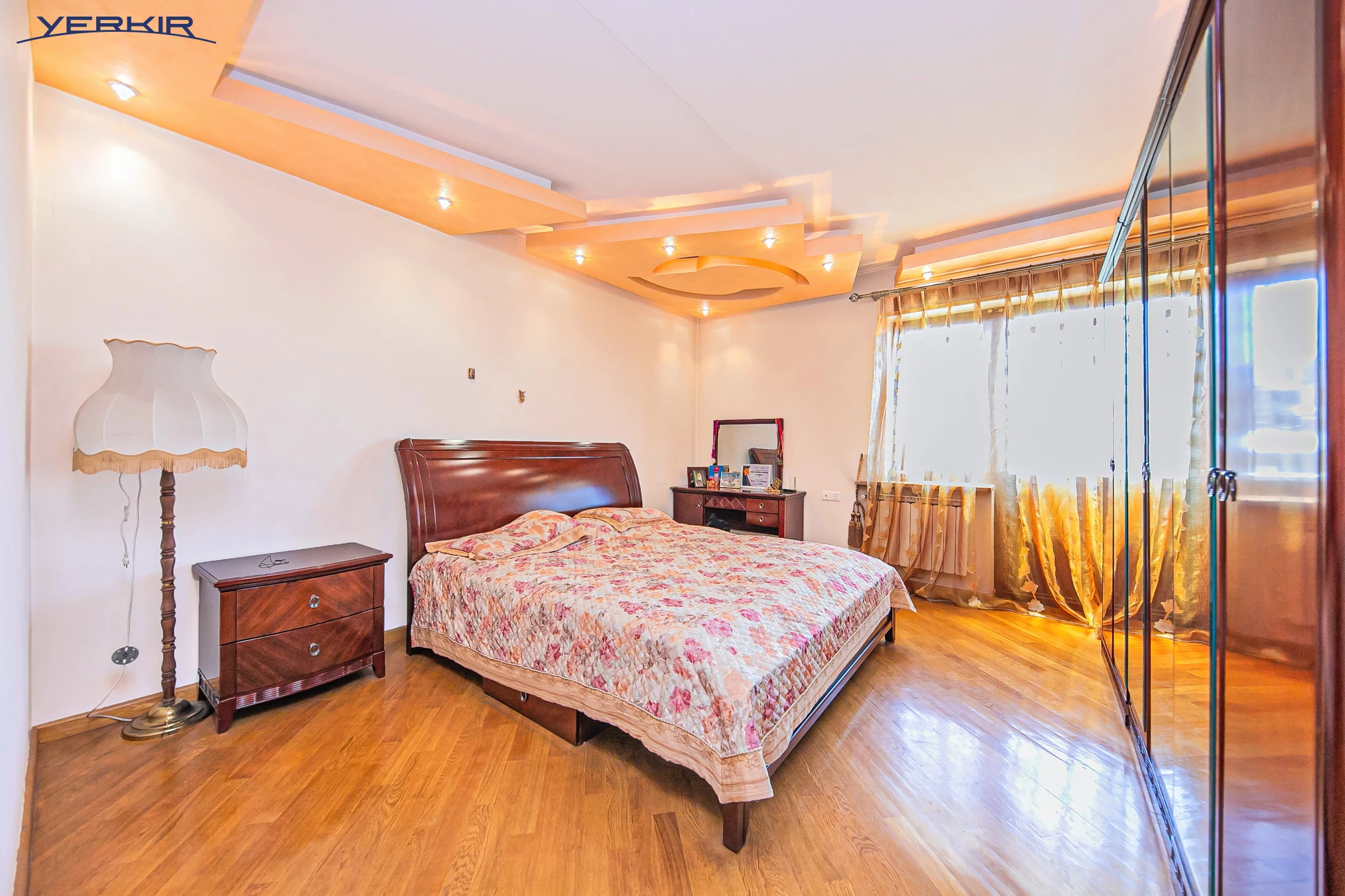 Apartments Code: 10+418505