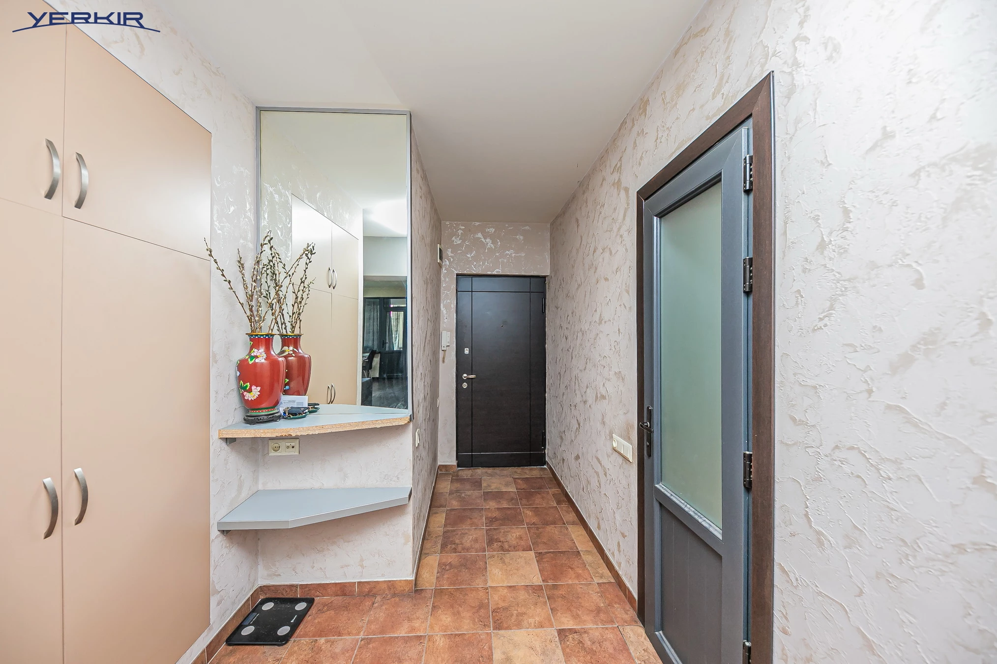 Բնակարաններ Կոդ` 10+218988