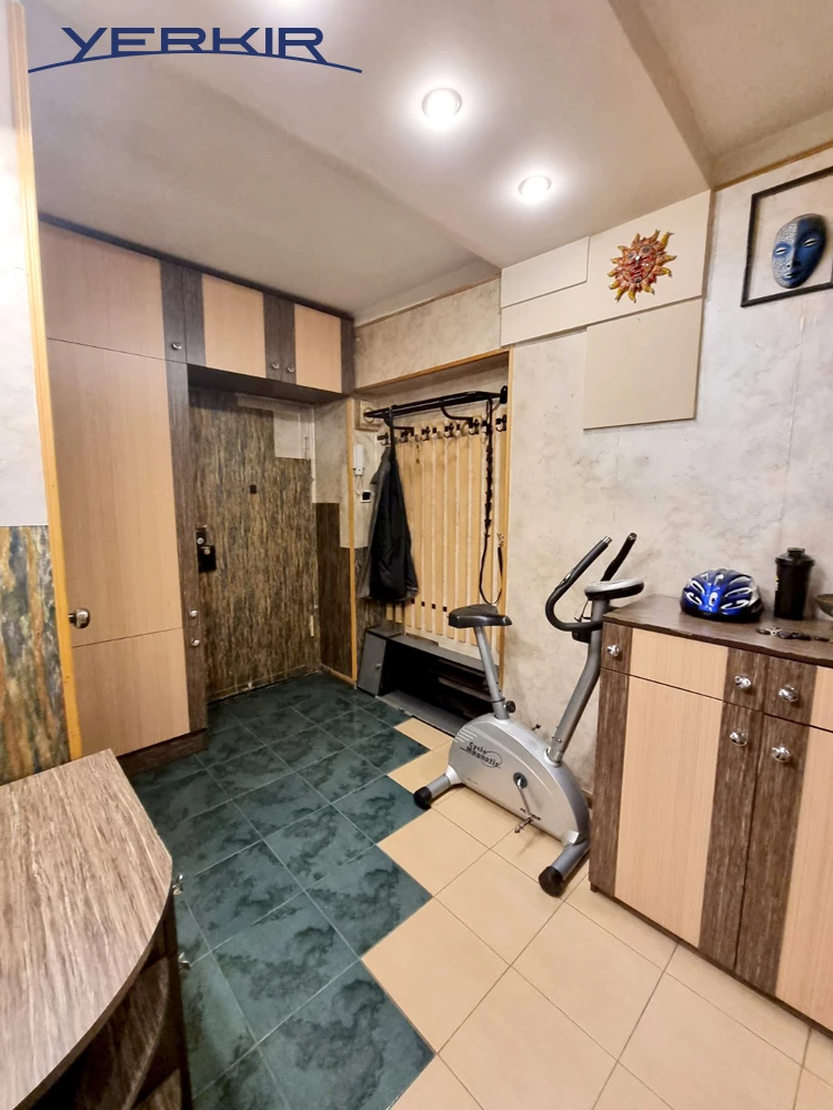 Բնակարաններ Կոդ` 9+309728