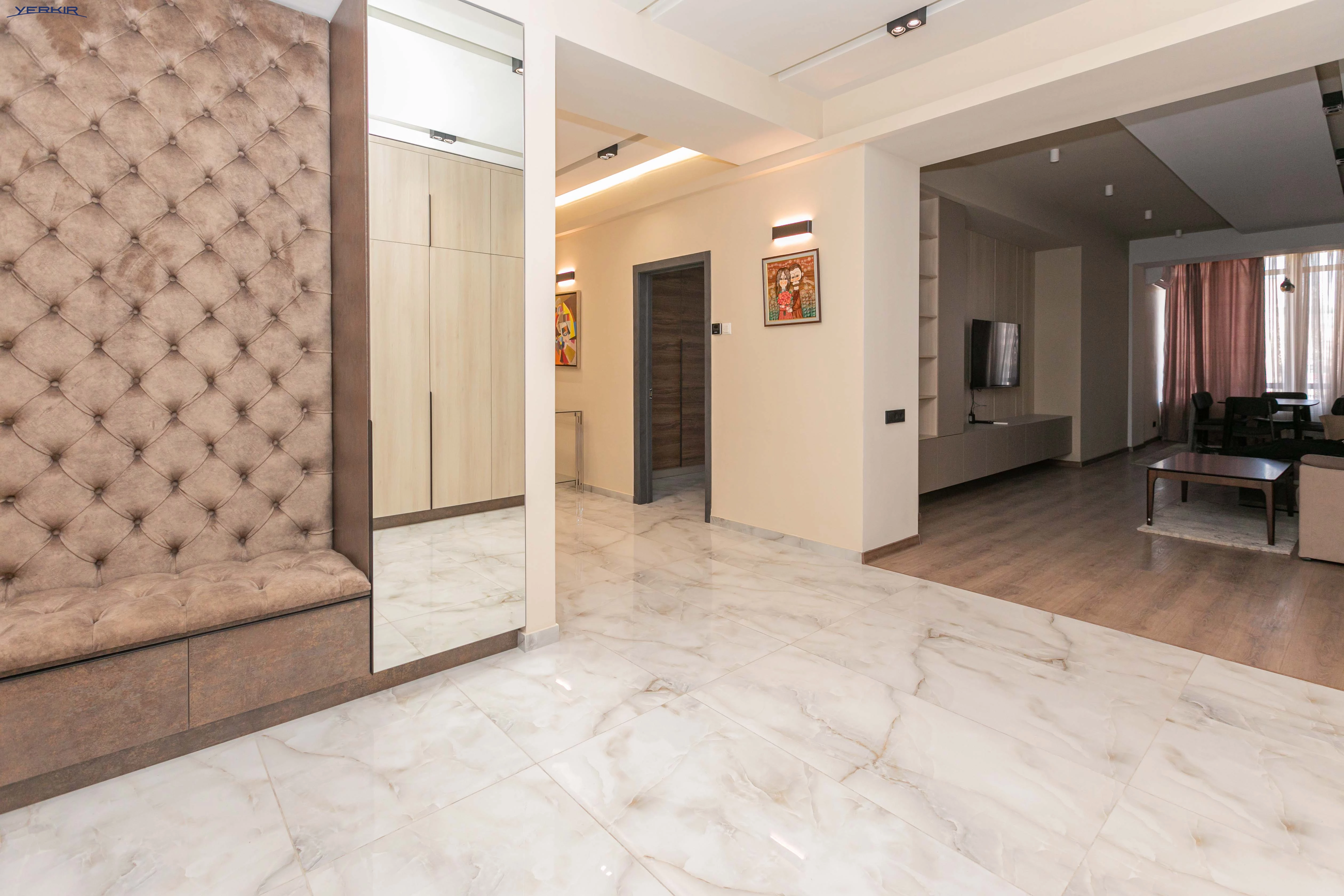 Apartments Code: 10+419408