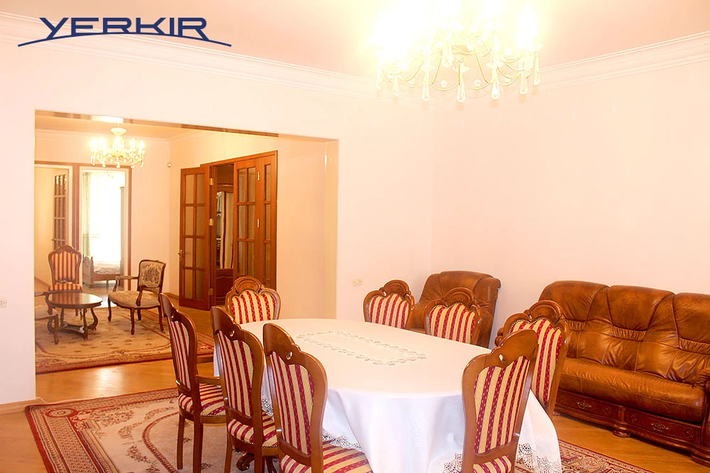 Apartments Code: 9+310587