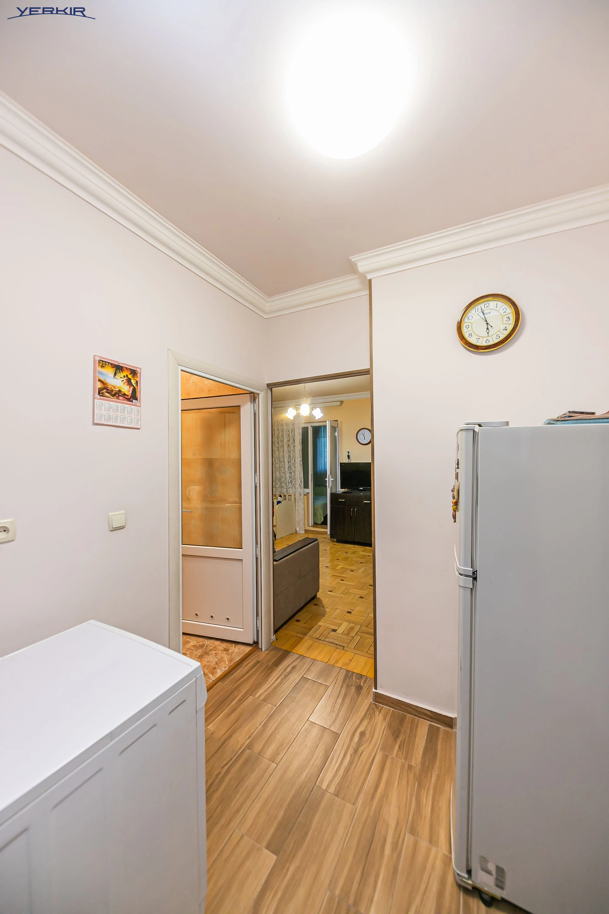 Apartments Code: 9+120679