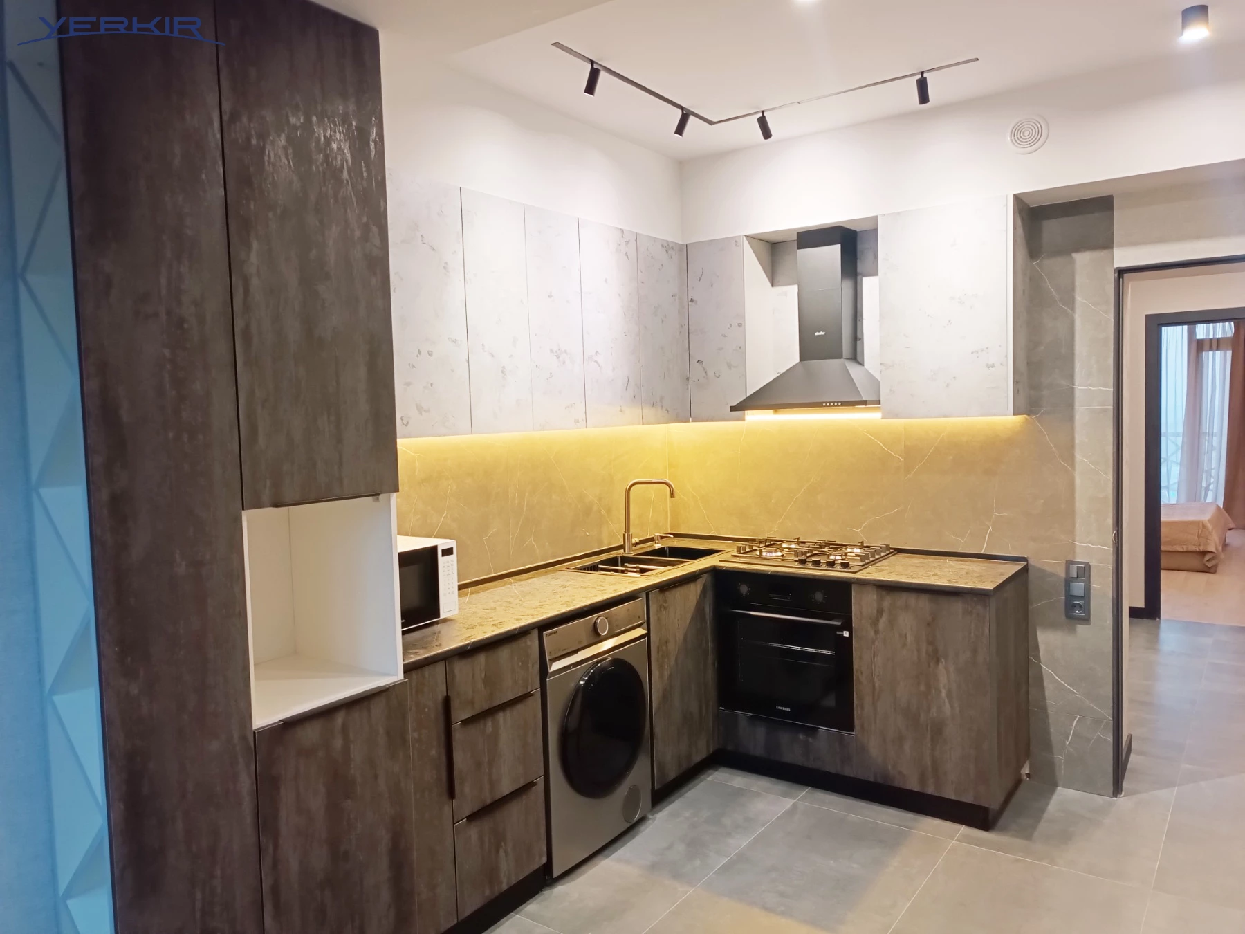 Բնակարաններ Կոդ` 9+215388