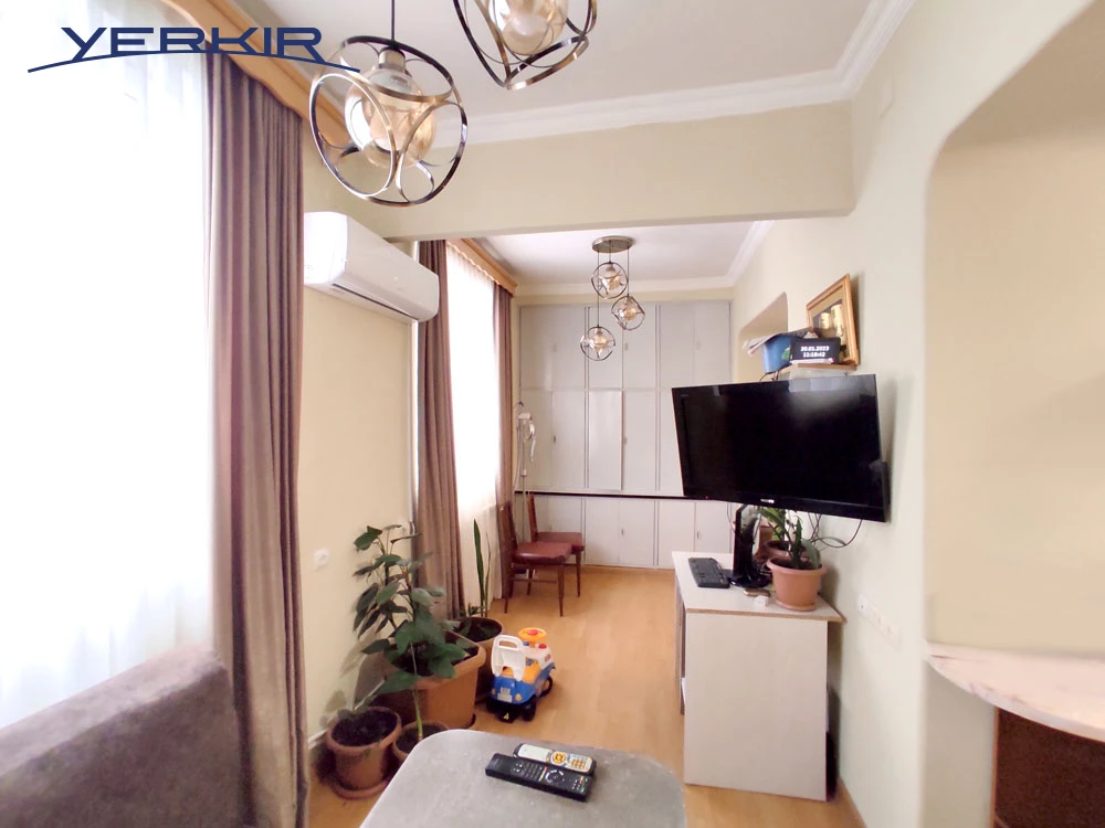 Apartments Code: 10+207672